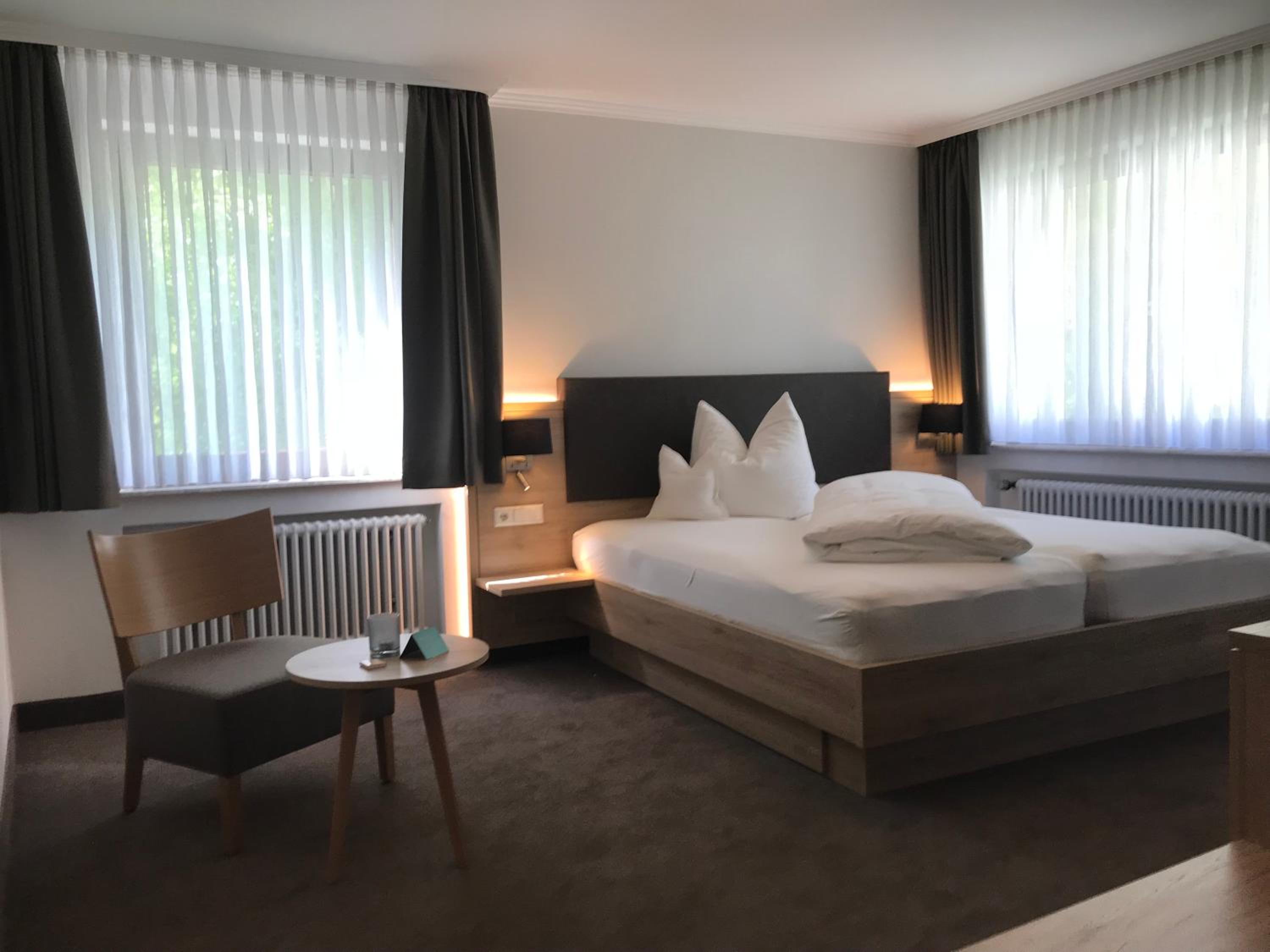 Standard Double Room - Photo 6