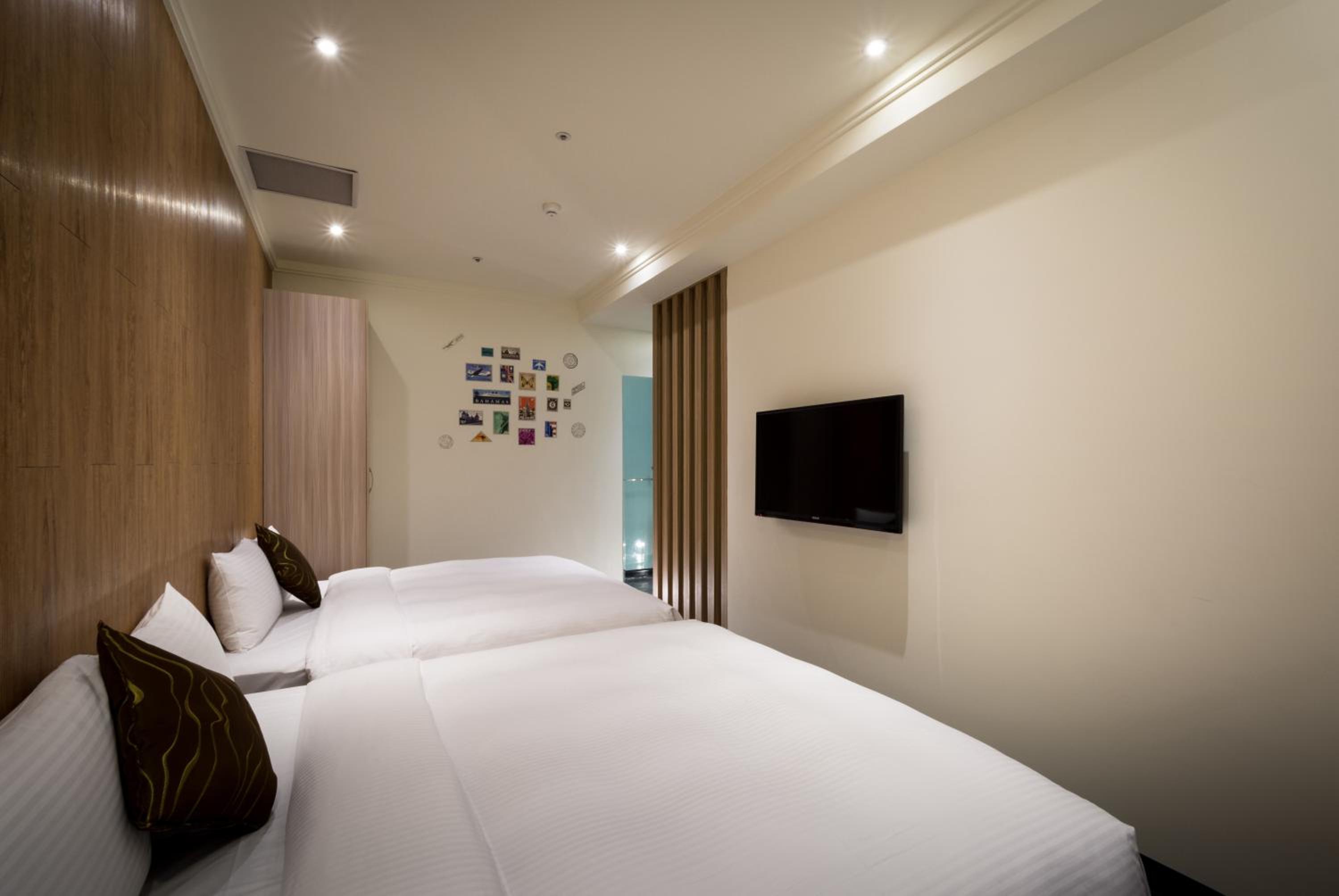 Classic Quadruple Room