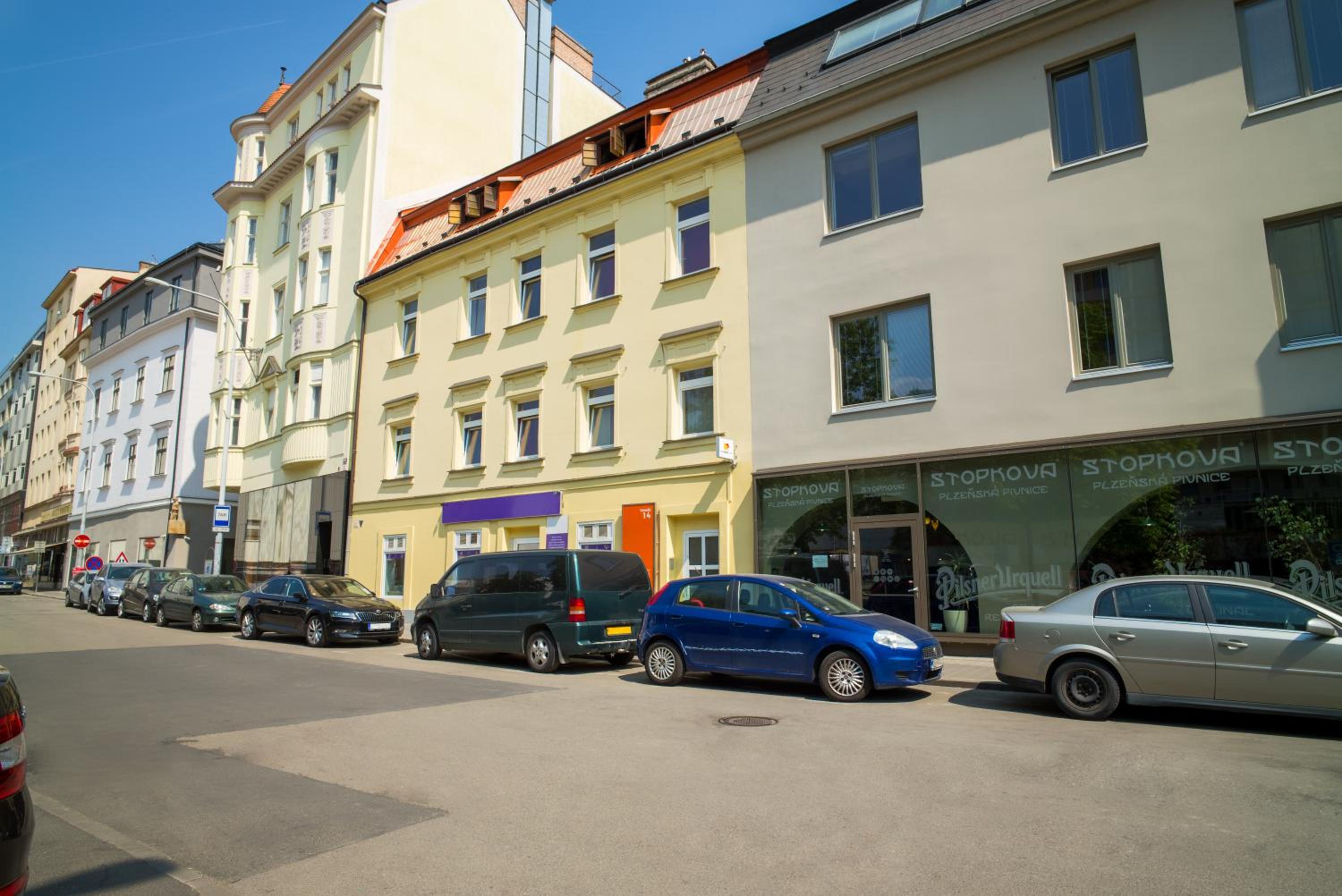 Junior Apartment
