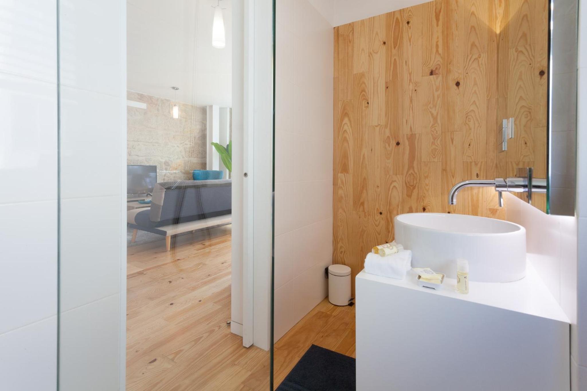 Apartment - Split Level - Photo 15