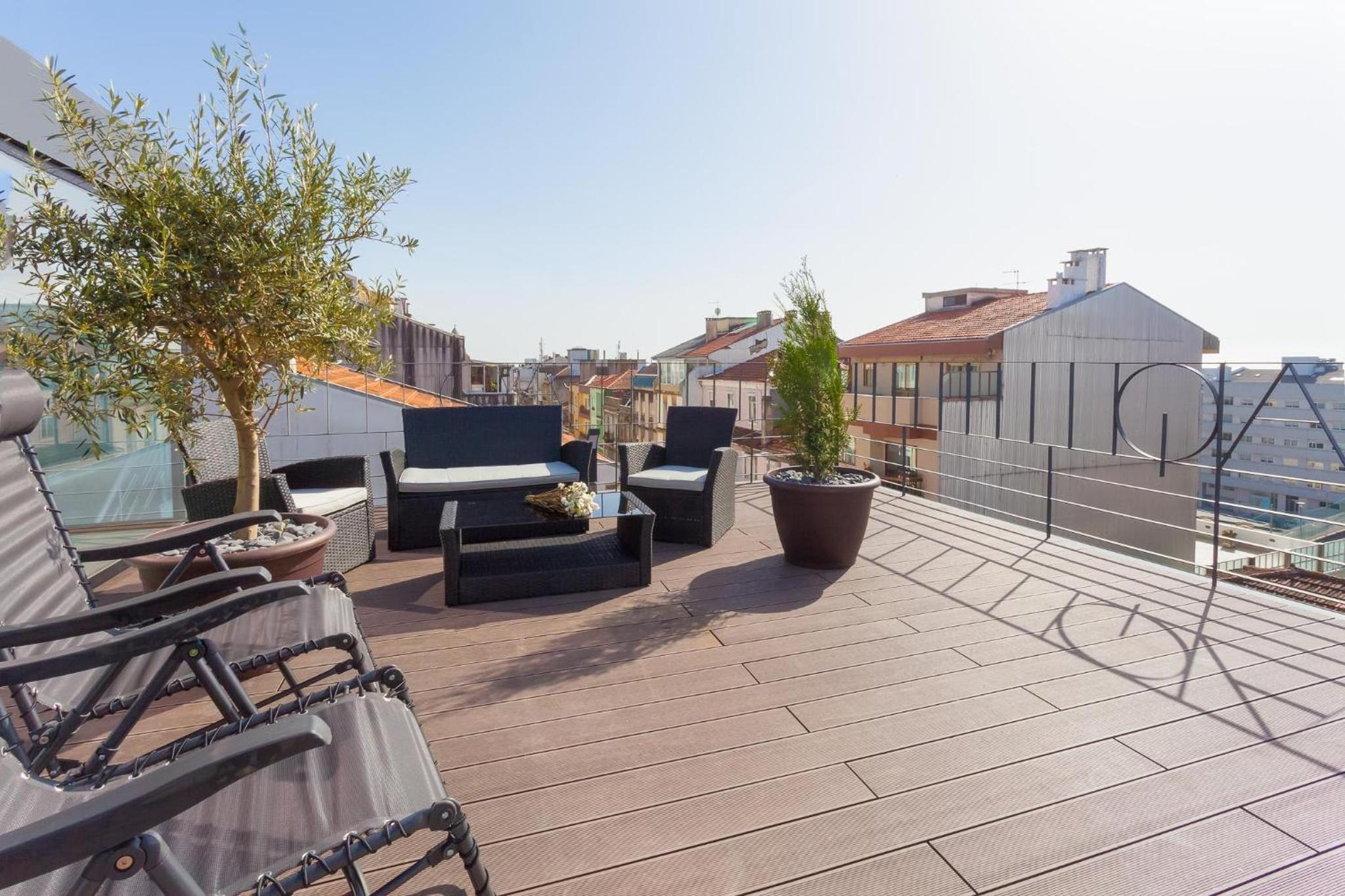 Apartment - Split Level - Photo 16