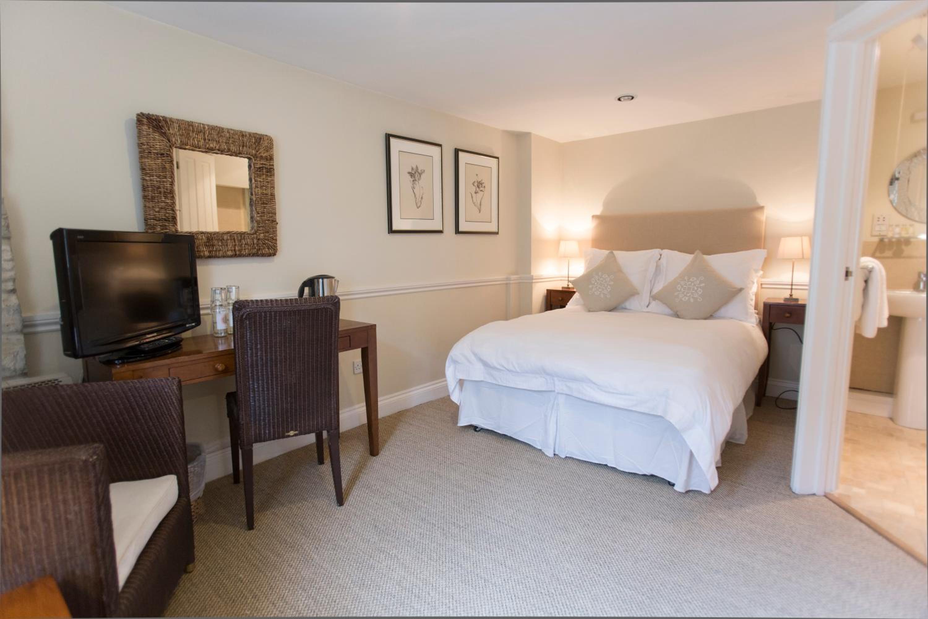 Standard Double Room - Photo 3