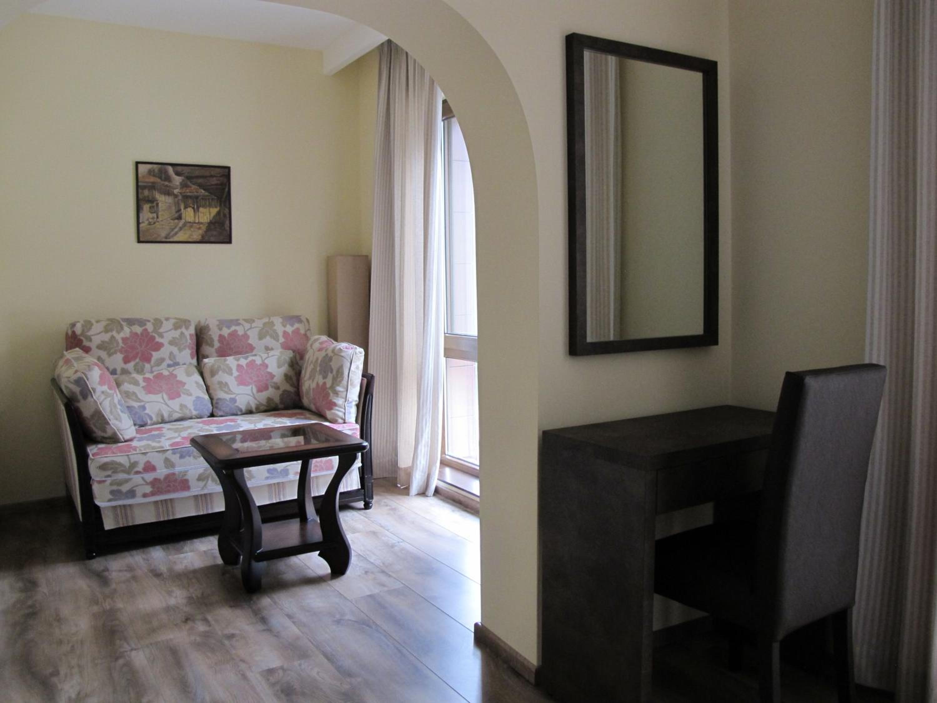 Deluxe Double Room - Photo 2
