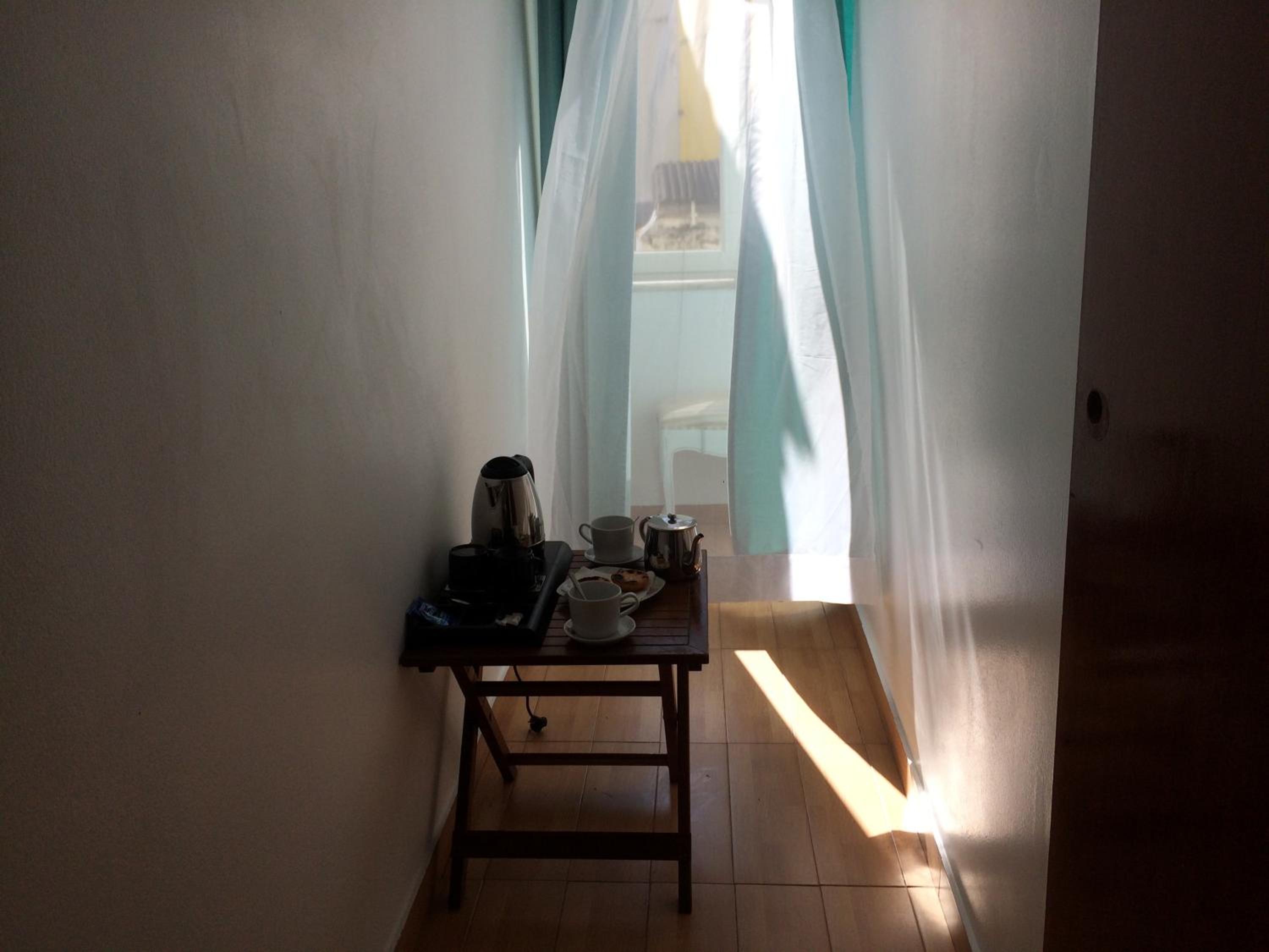 Standard Double Room - Photo 7