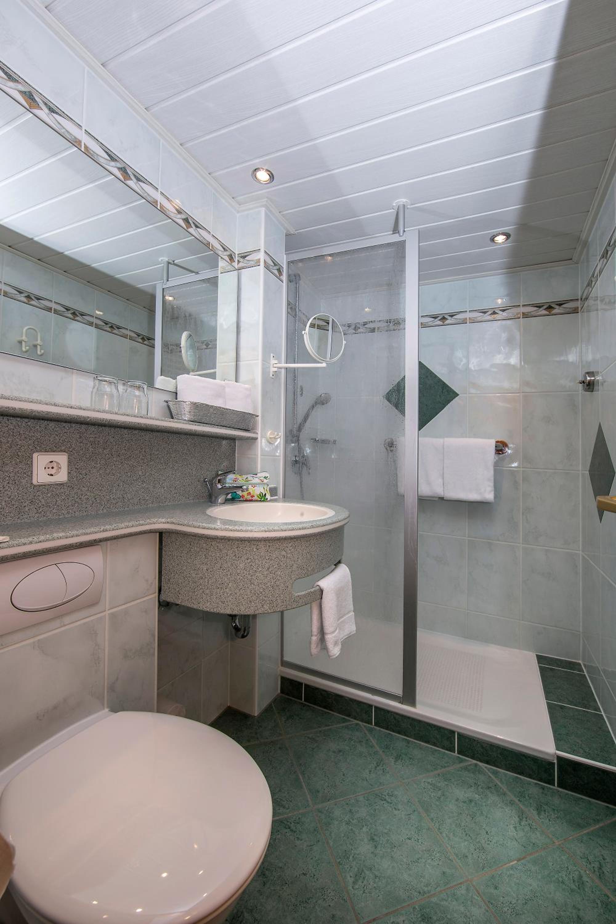Single Room photo 2