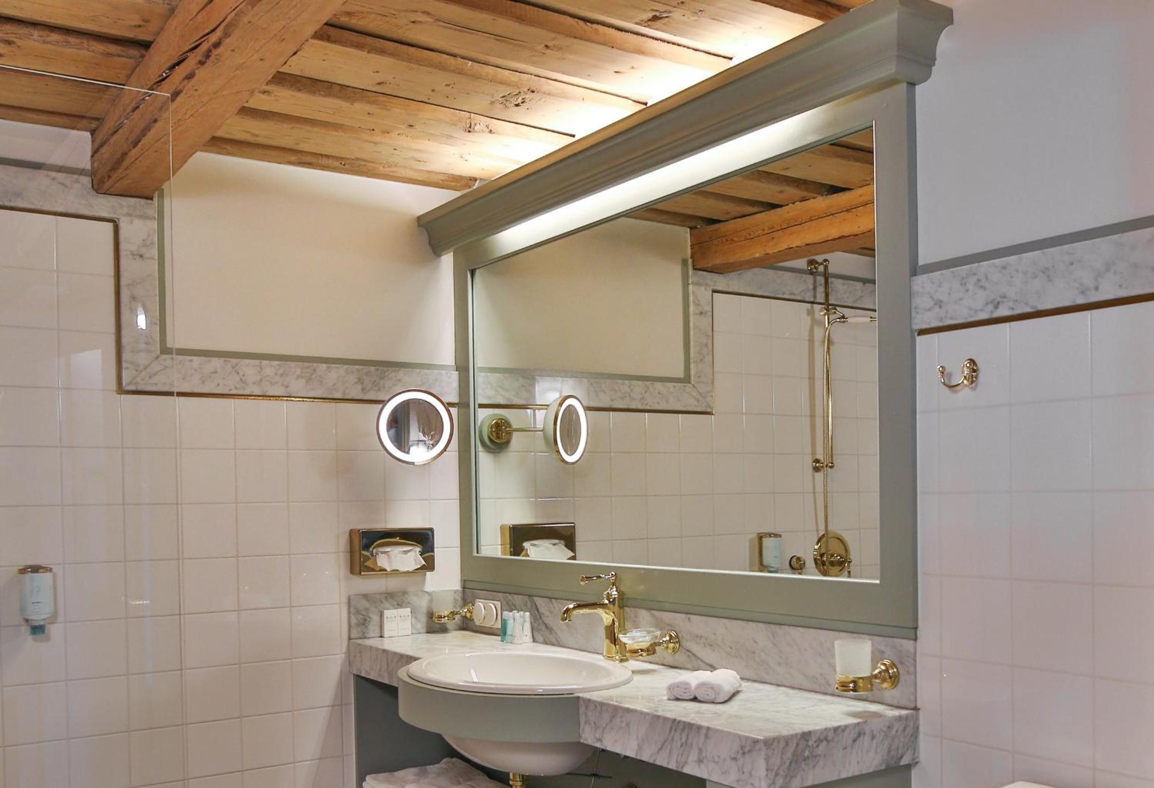 Superior Double or Twin Room - Photo 5