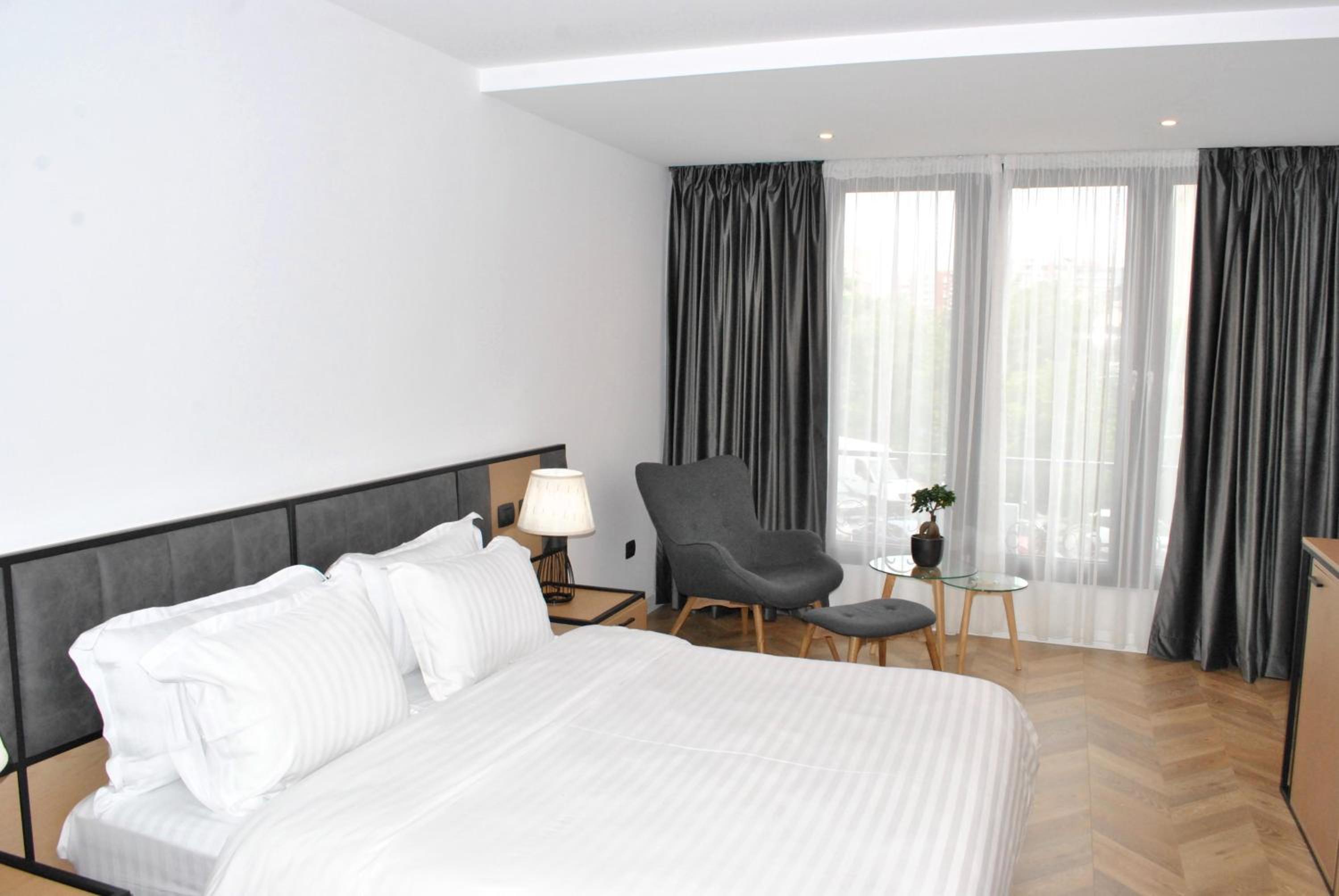 Deluxe Triple Room photo 3