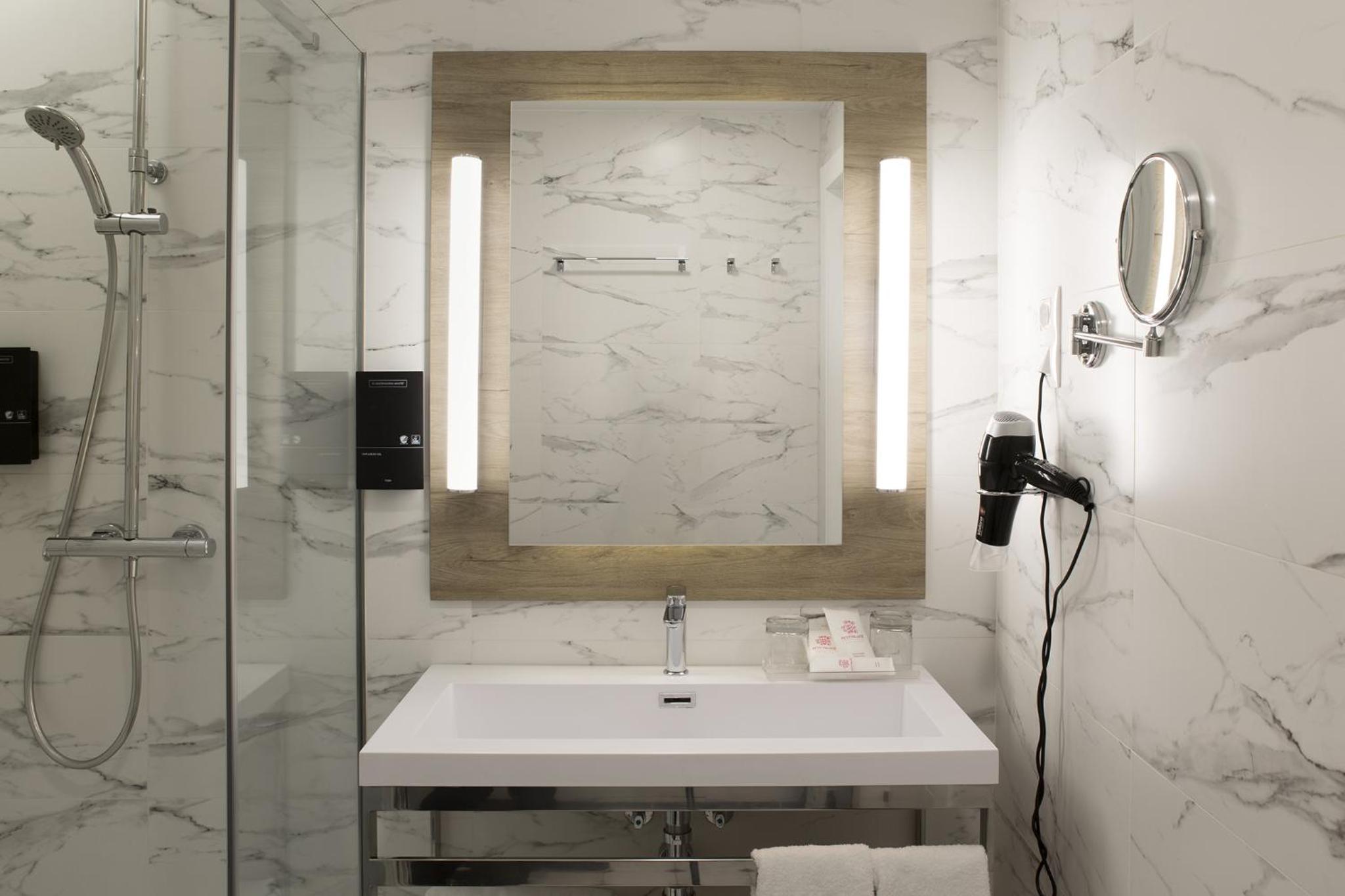 Superior Double or Twin Room with Terrace photo 2