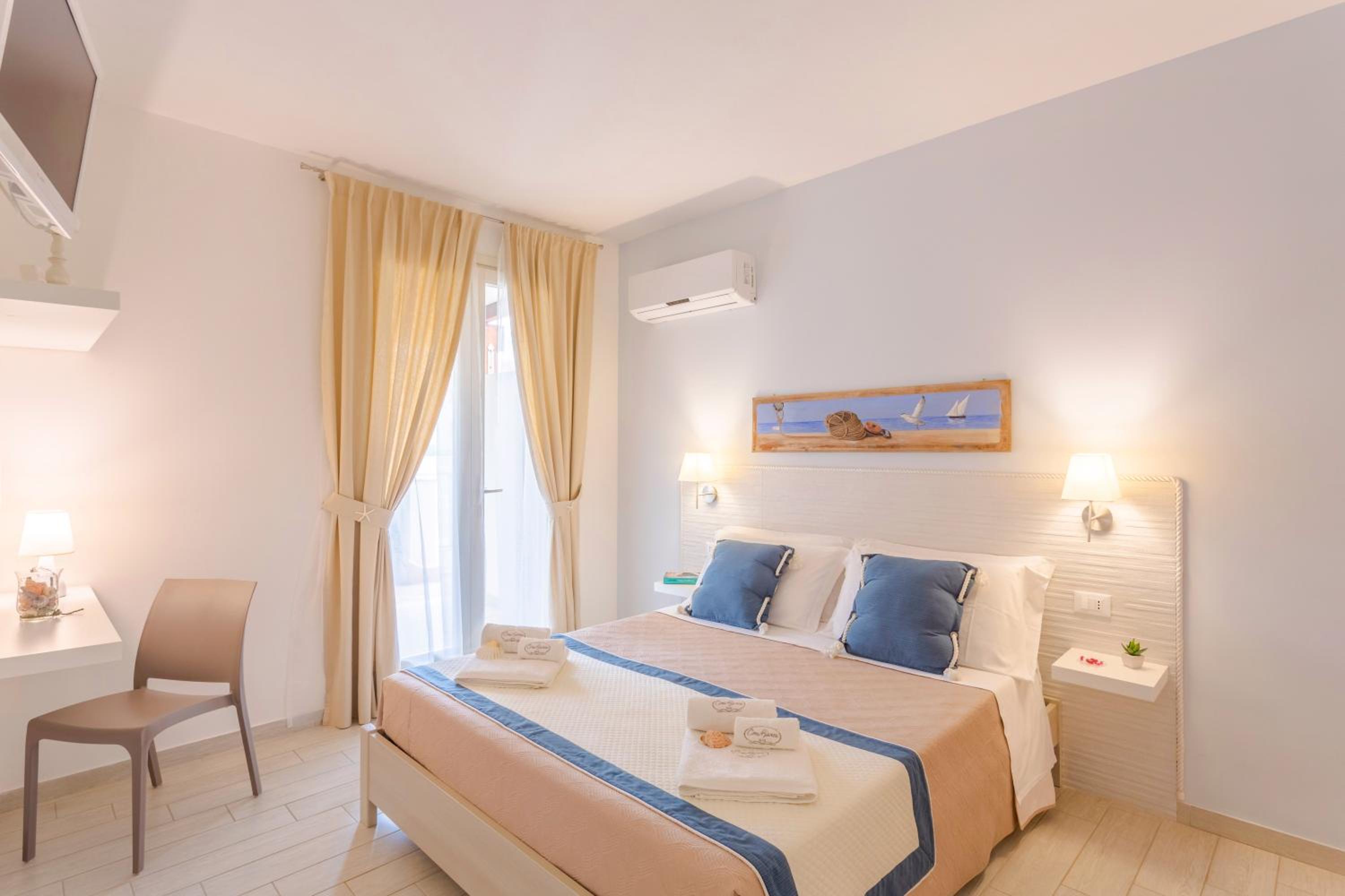 Double Room with Terrace photo 3