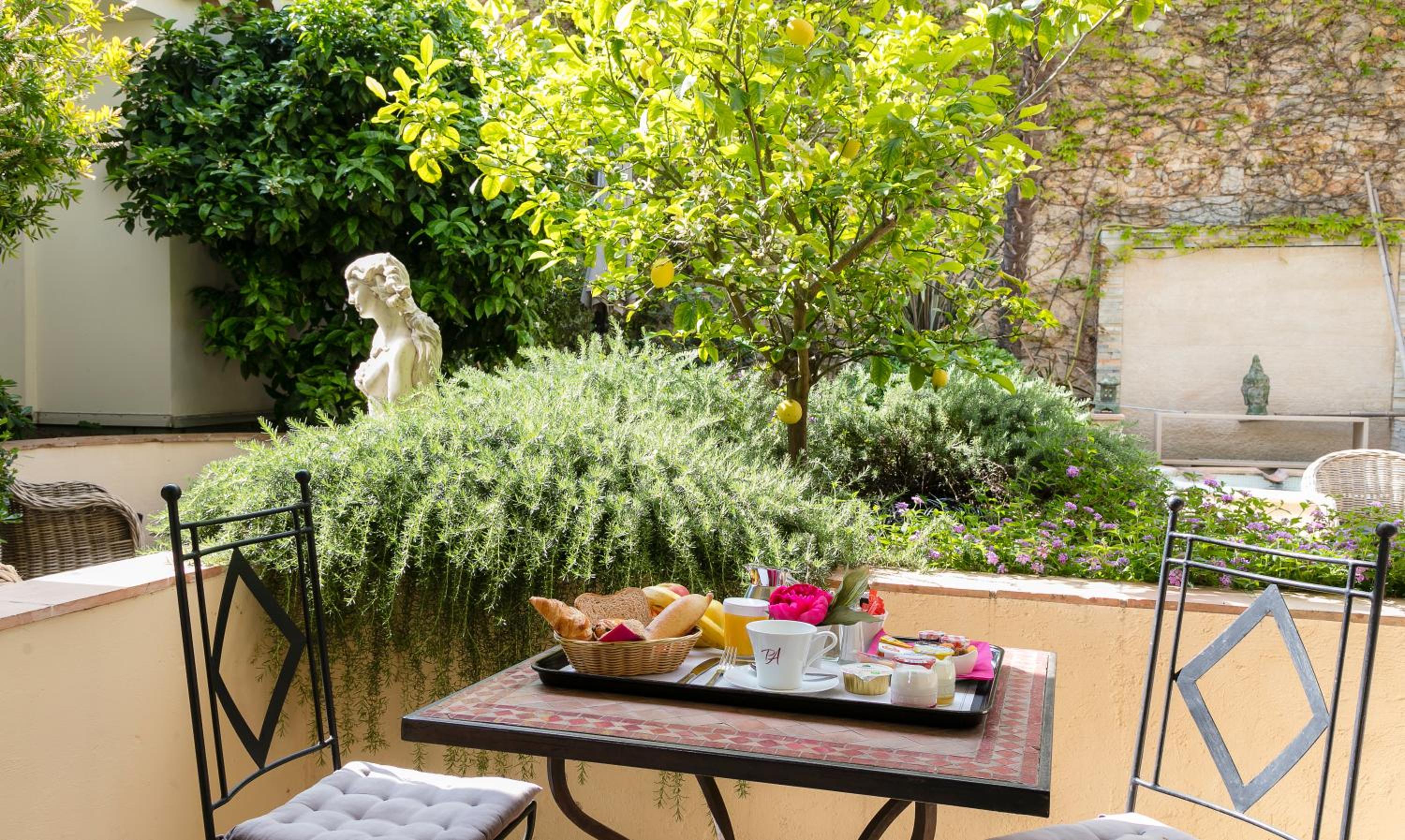 Superior Room with Terrace - Photo 3