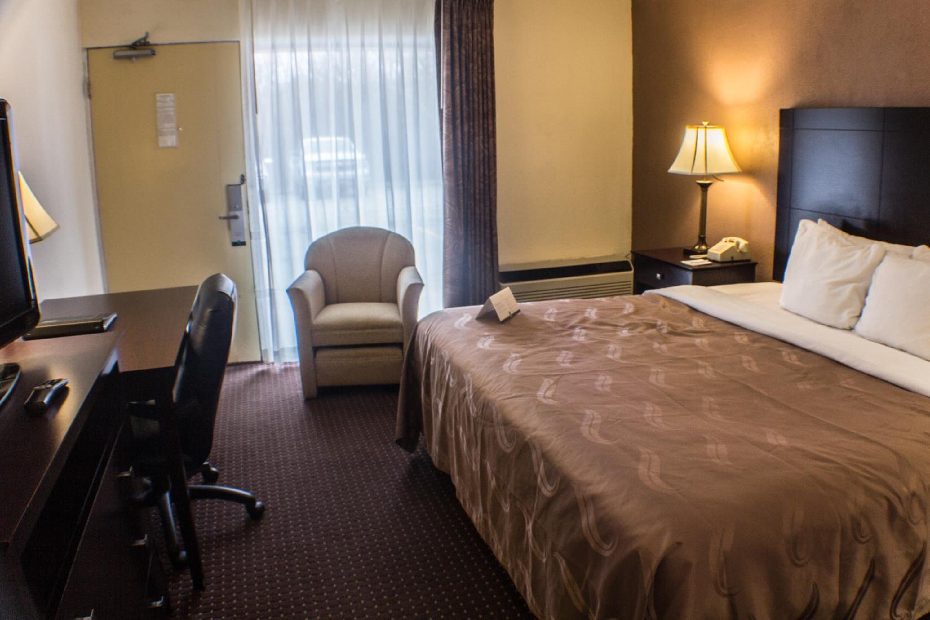 Queen Room with Two Queen Beds - Non-Smoking- Not Pet Friendly - Photo 1