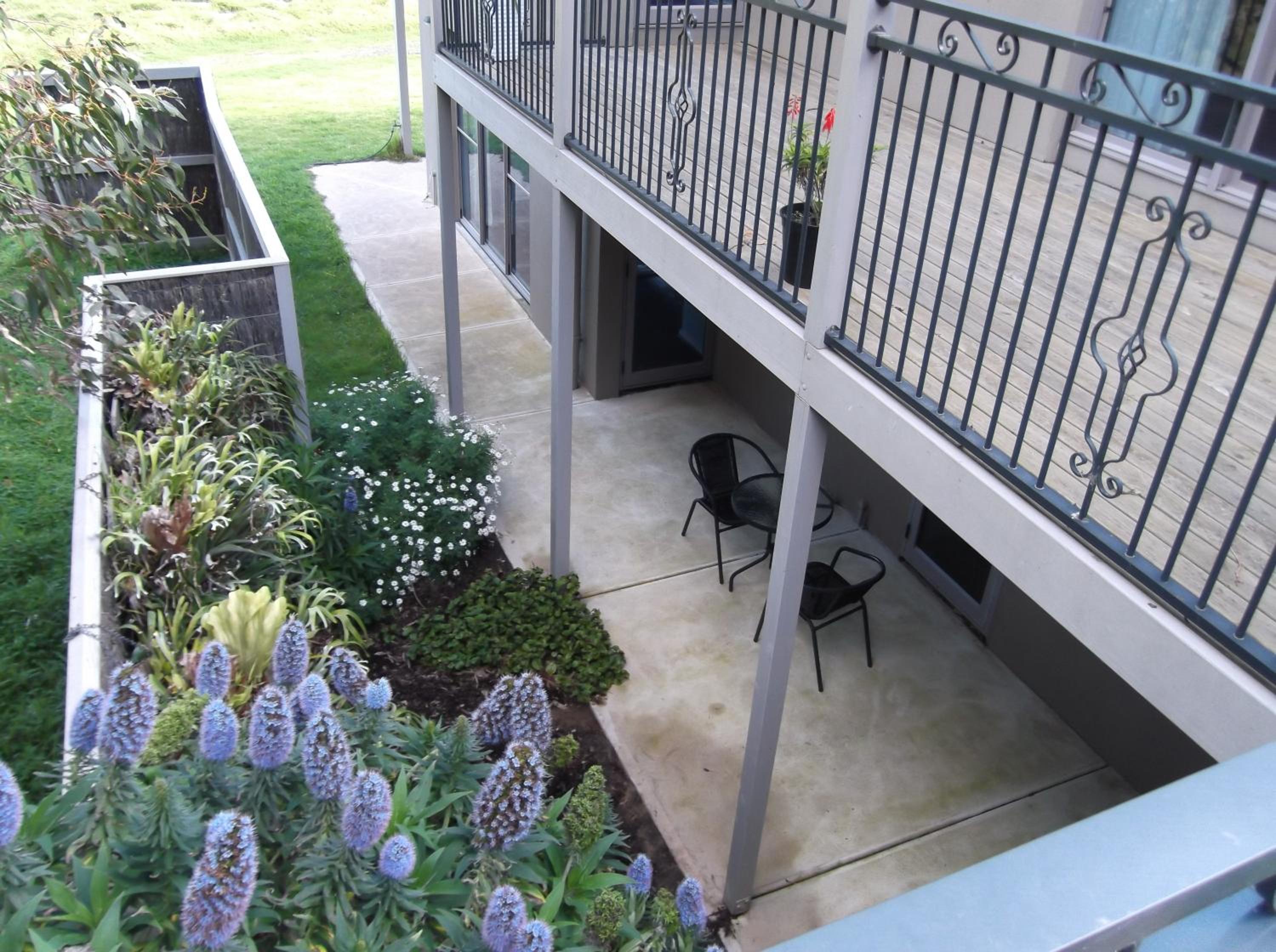 Courtyard Twin Room photo 2