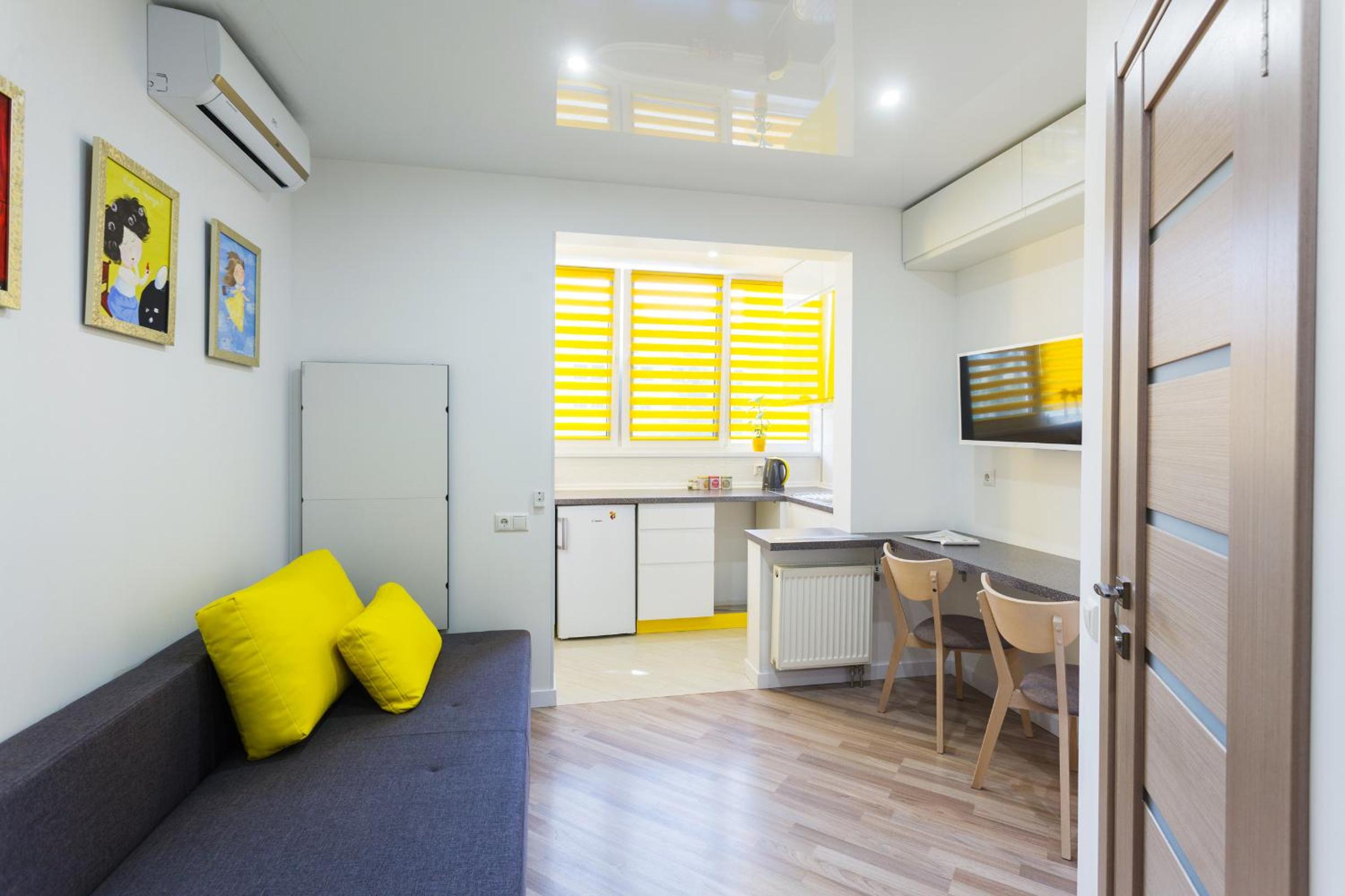 Studio Apartment