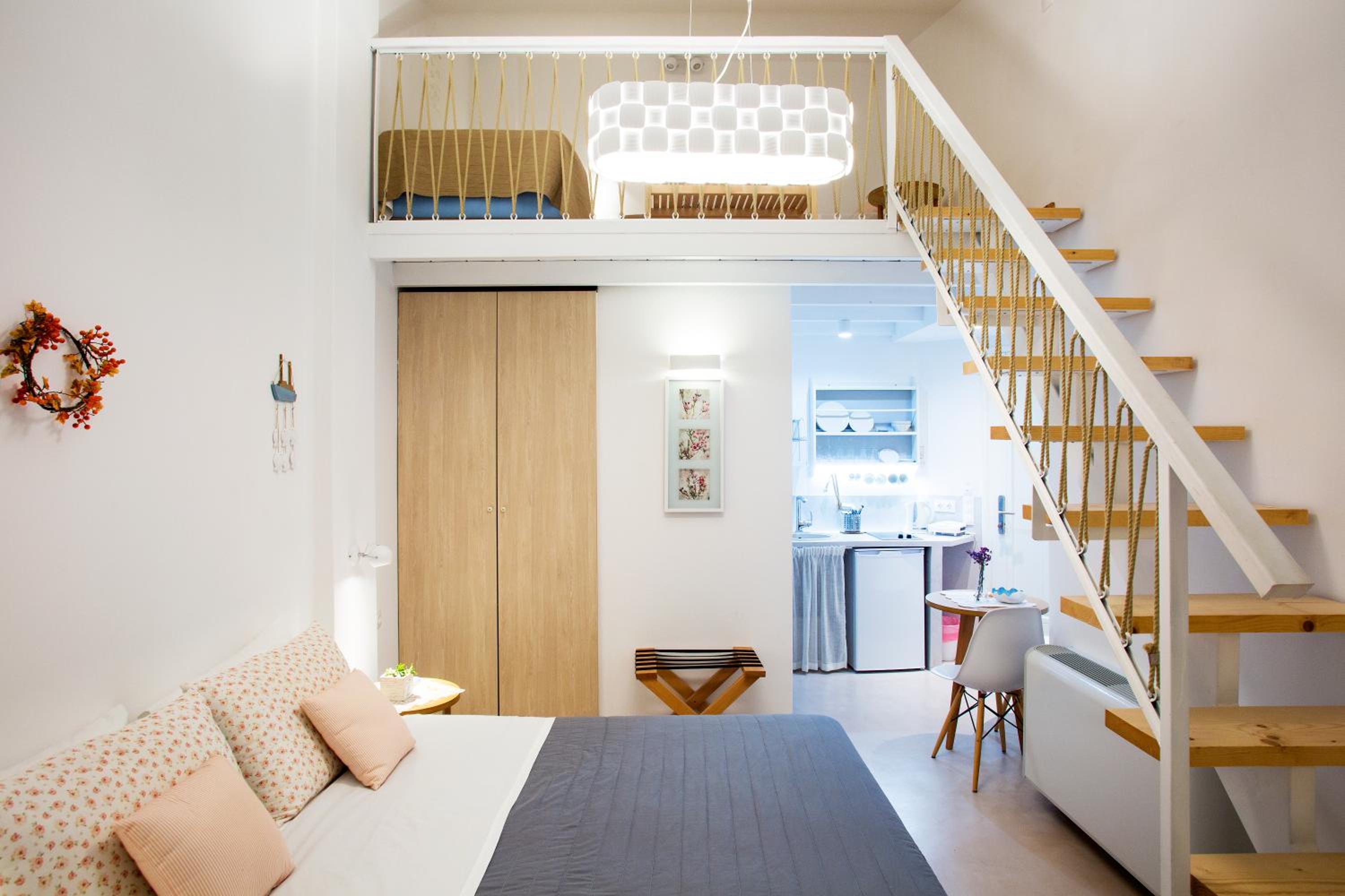 Suite with Balcony and Sea View