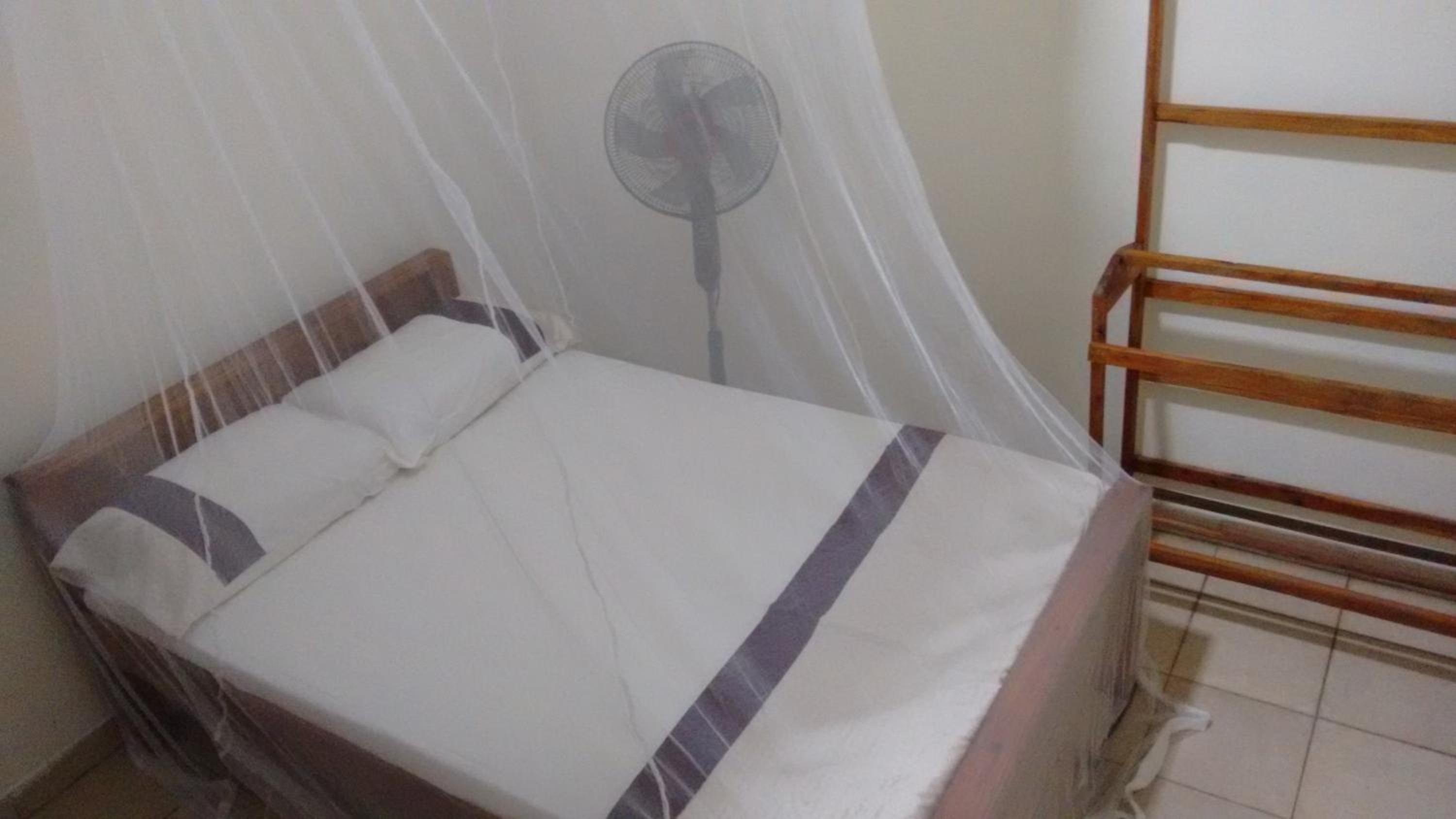 Budget Double Room photo 3