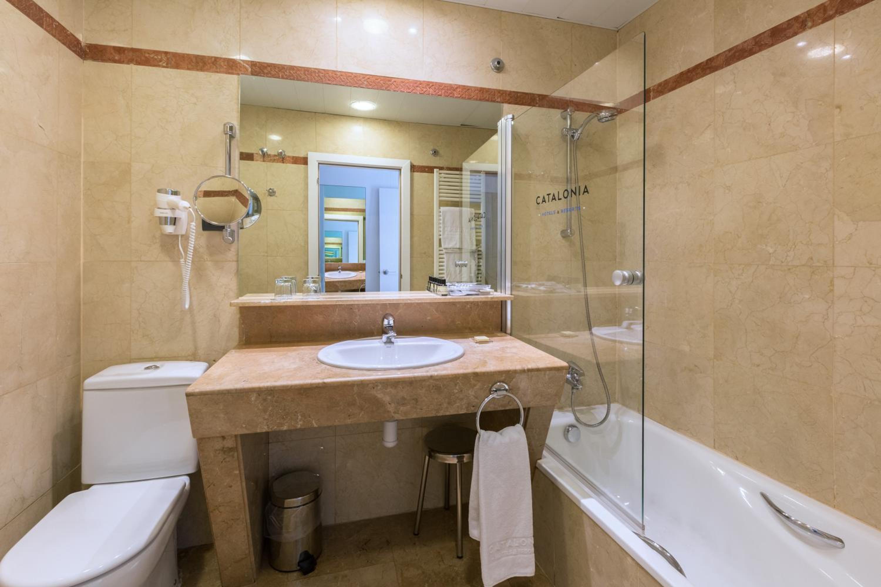 Superior Double or Twin Room - Photo 2