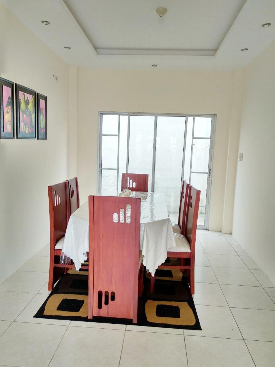 Three-Bedroom Townhouse photo 2