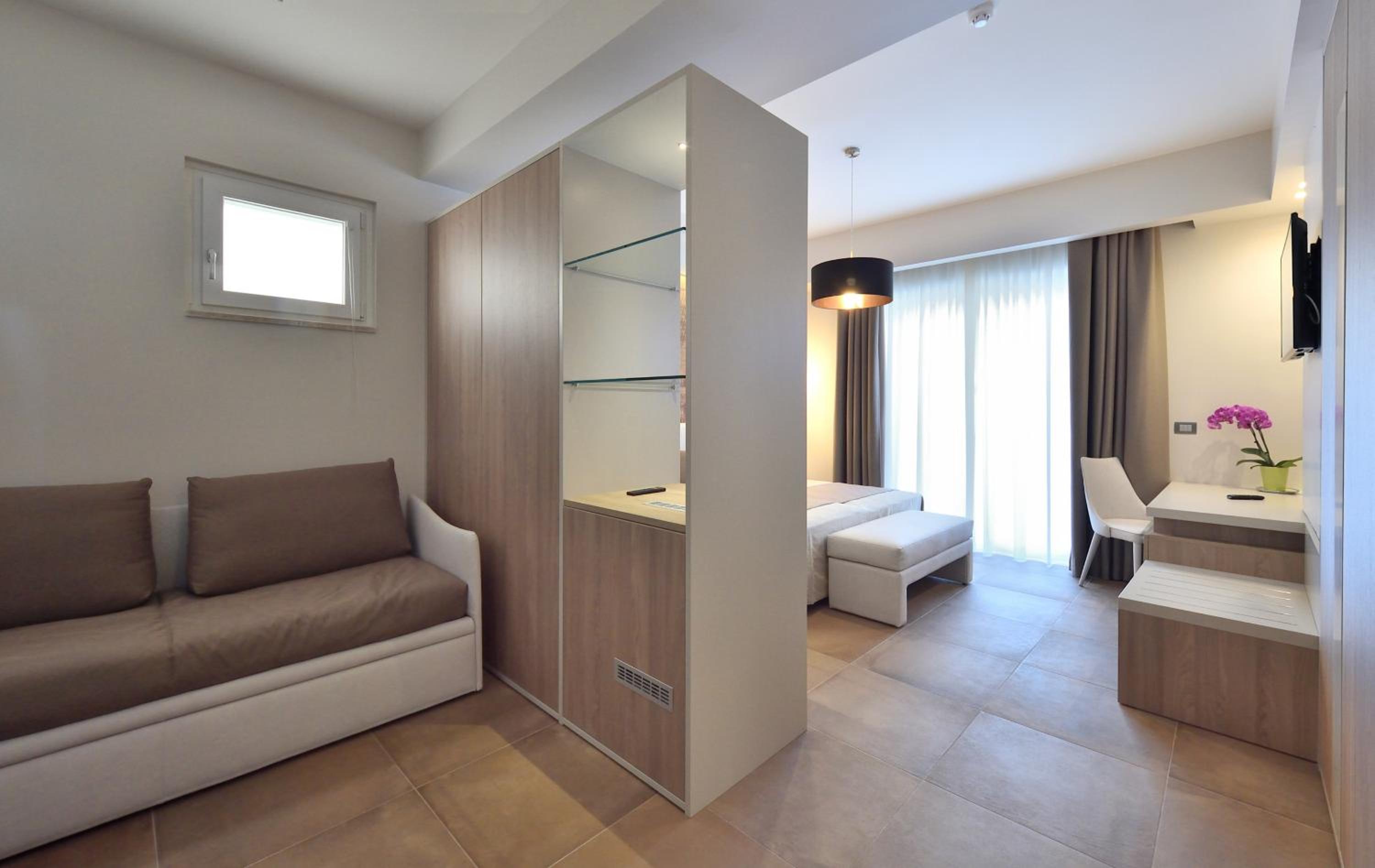 Deluxe Double or Twin Room with Spa Bath photo 1