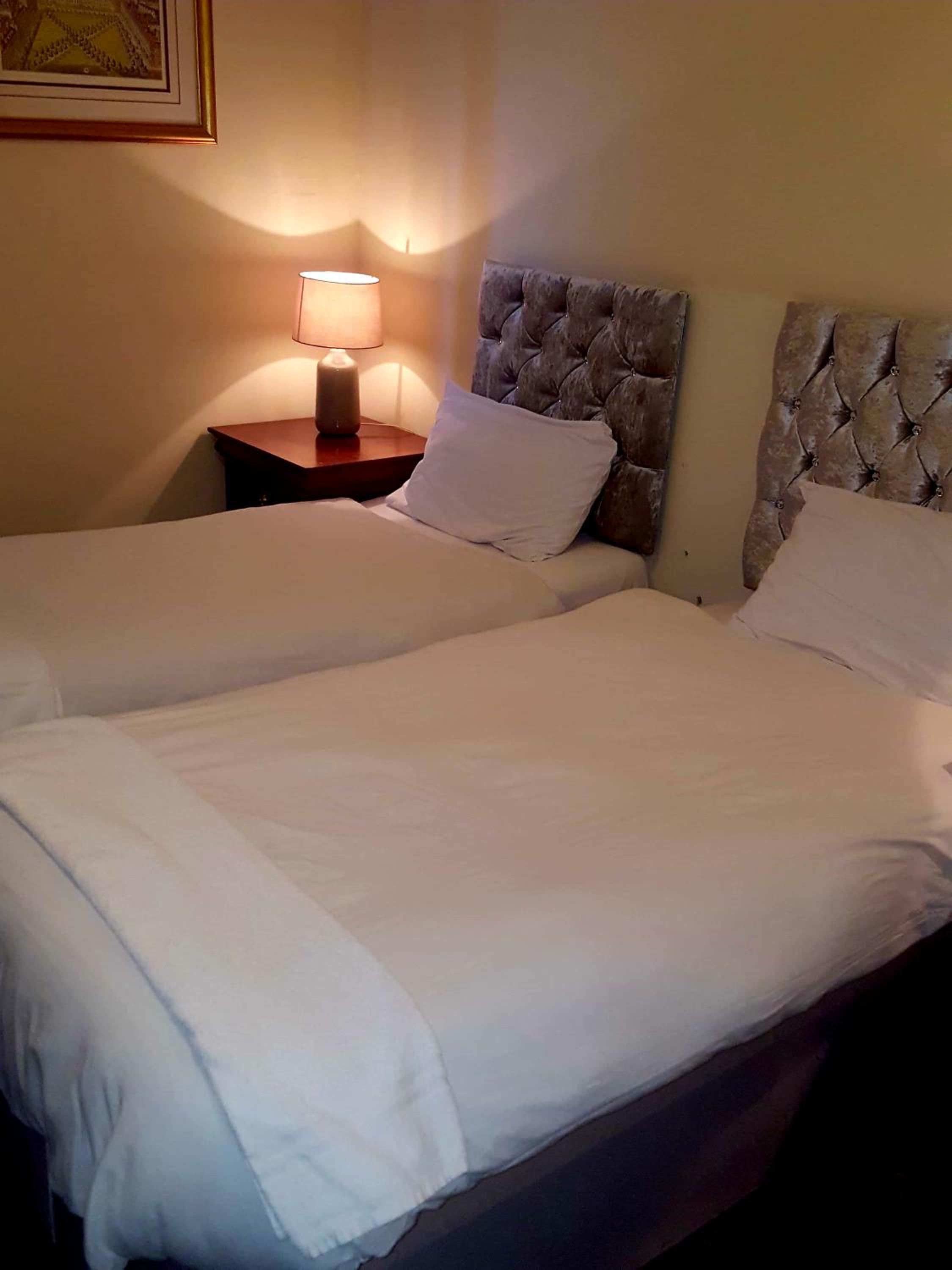 Basic Triple Room photo 3