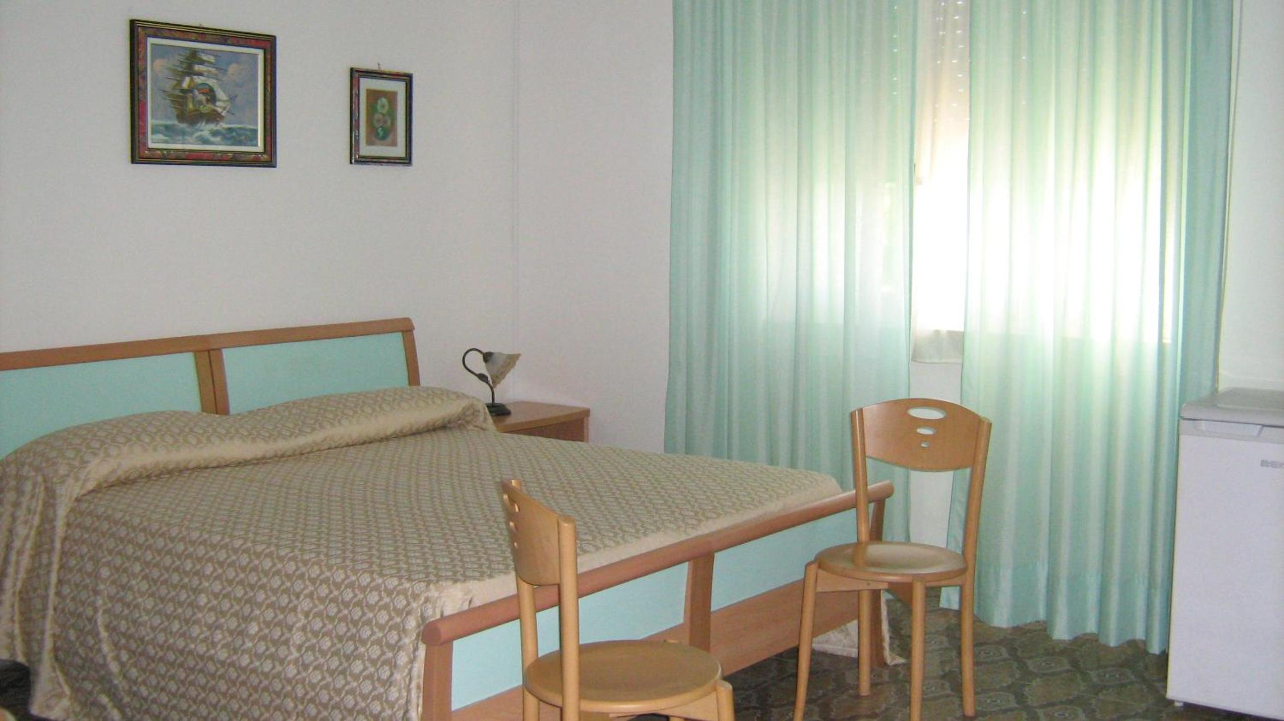 Triple Room - Photo 16