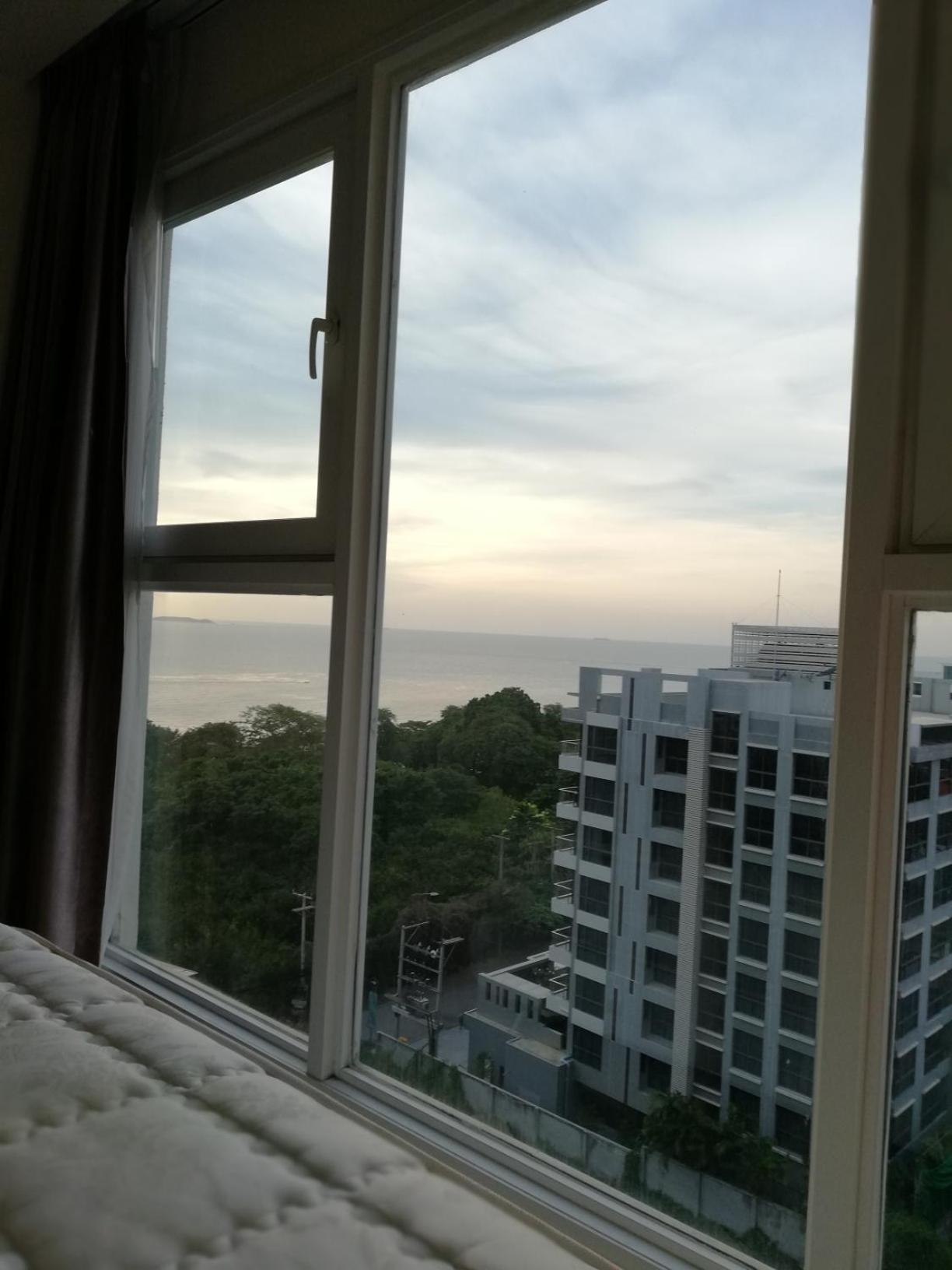 Apartment with Sea View photo 2