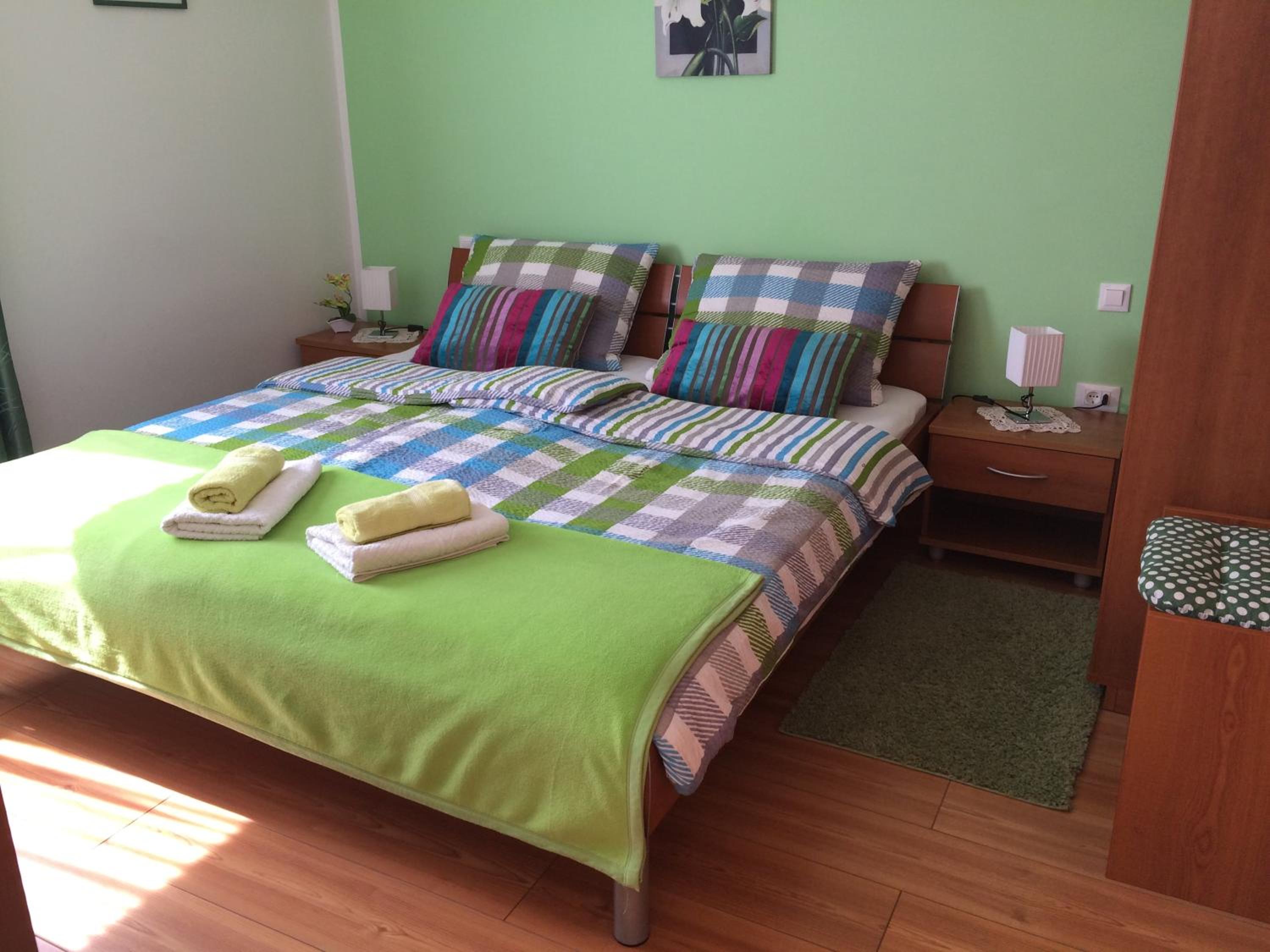 Budget Double Room - Photo 5