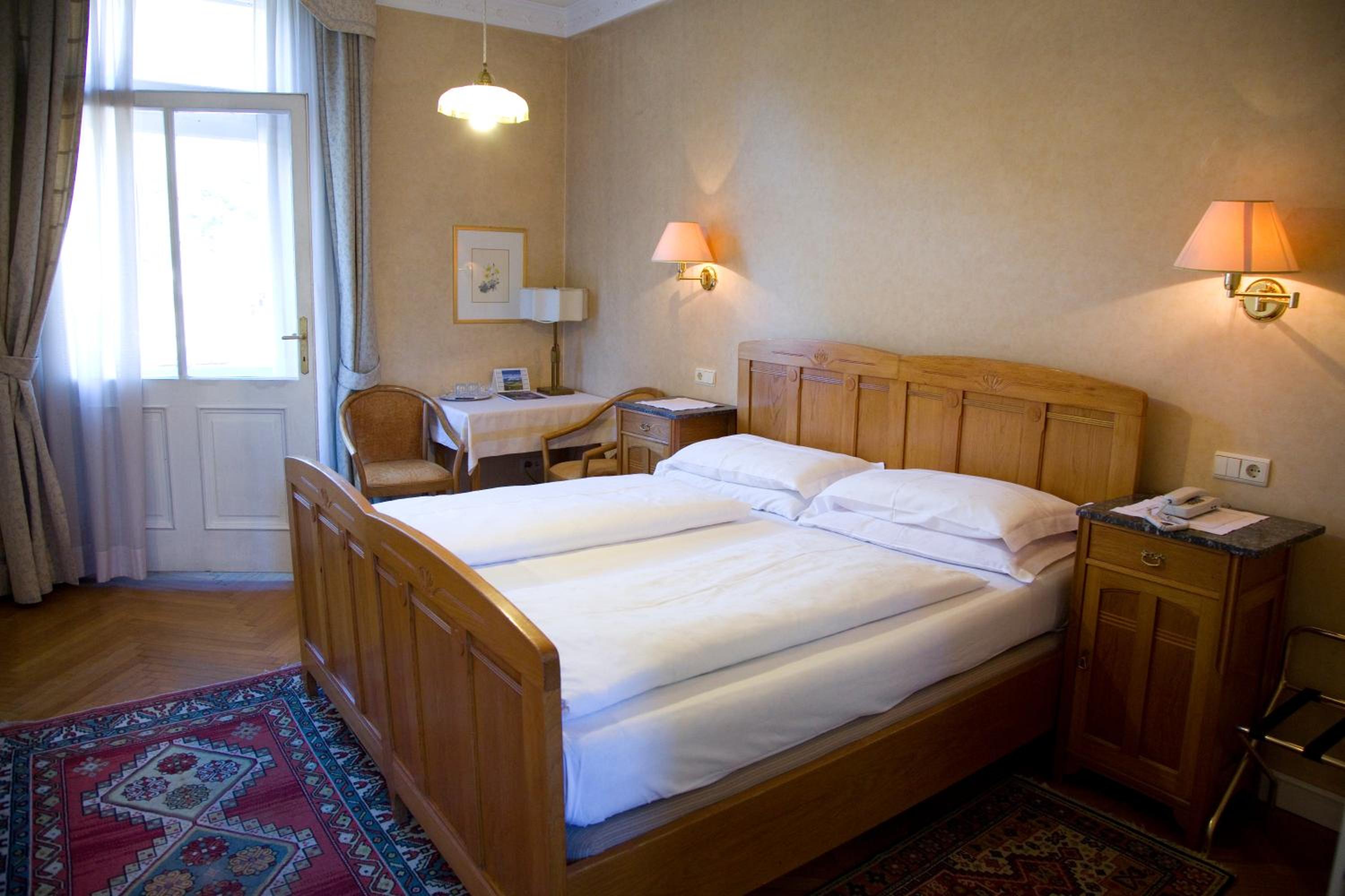 Double or Twin Room - Photo 12