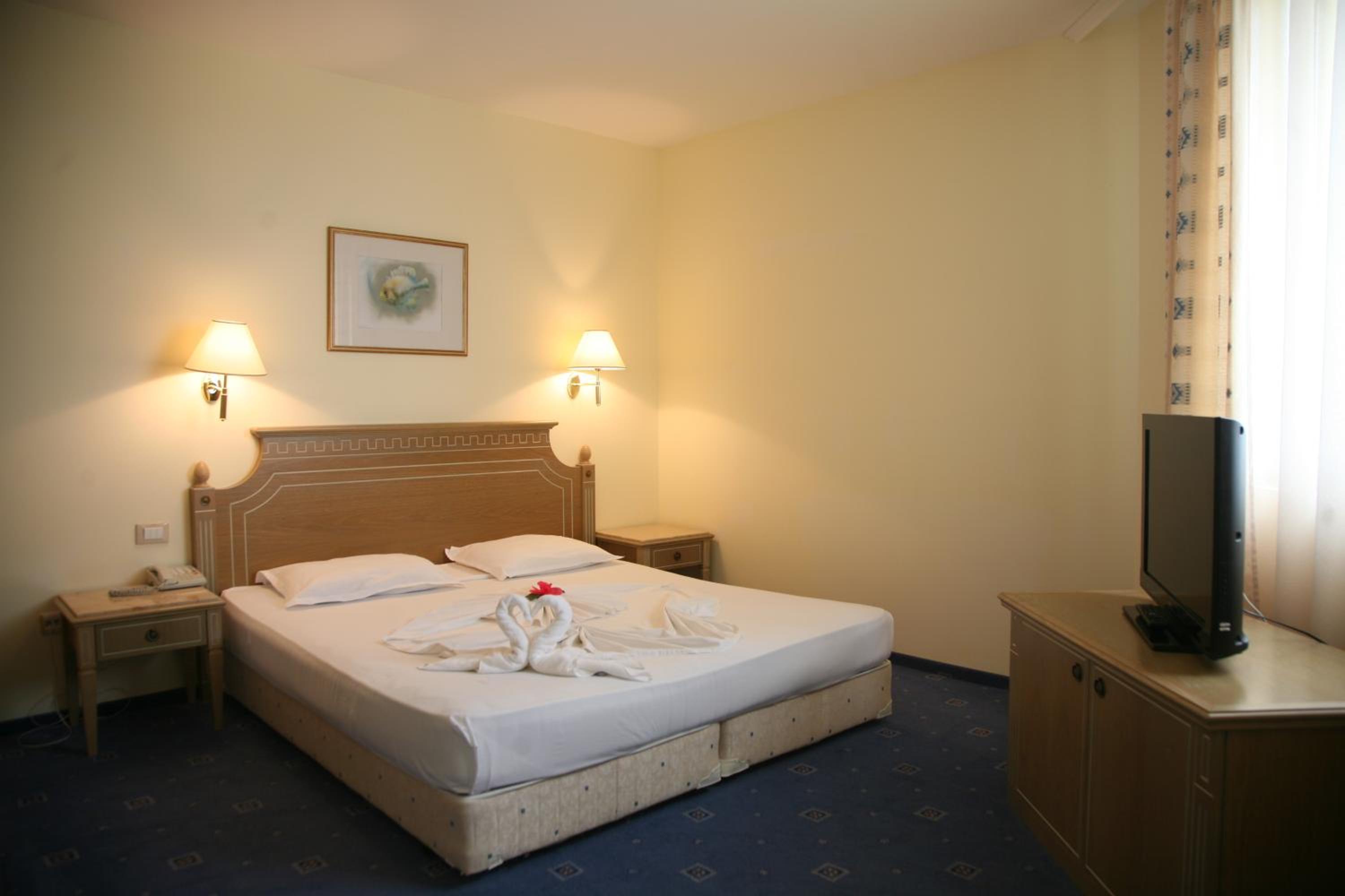 Suite with Sea View - Free Beach Access photo 2