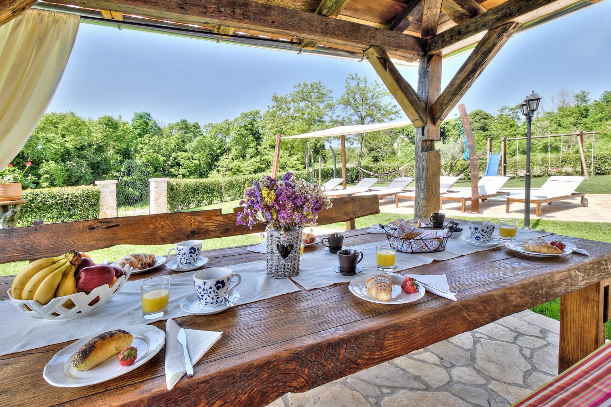 Villa with Private Pool photo 2