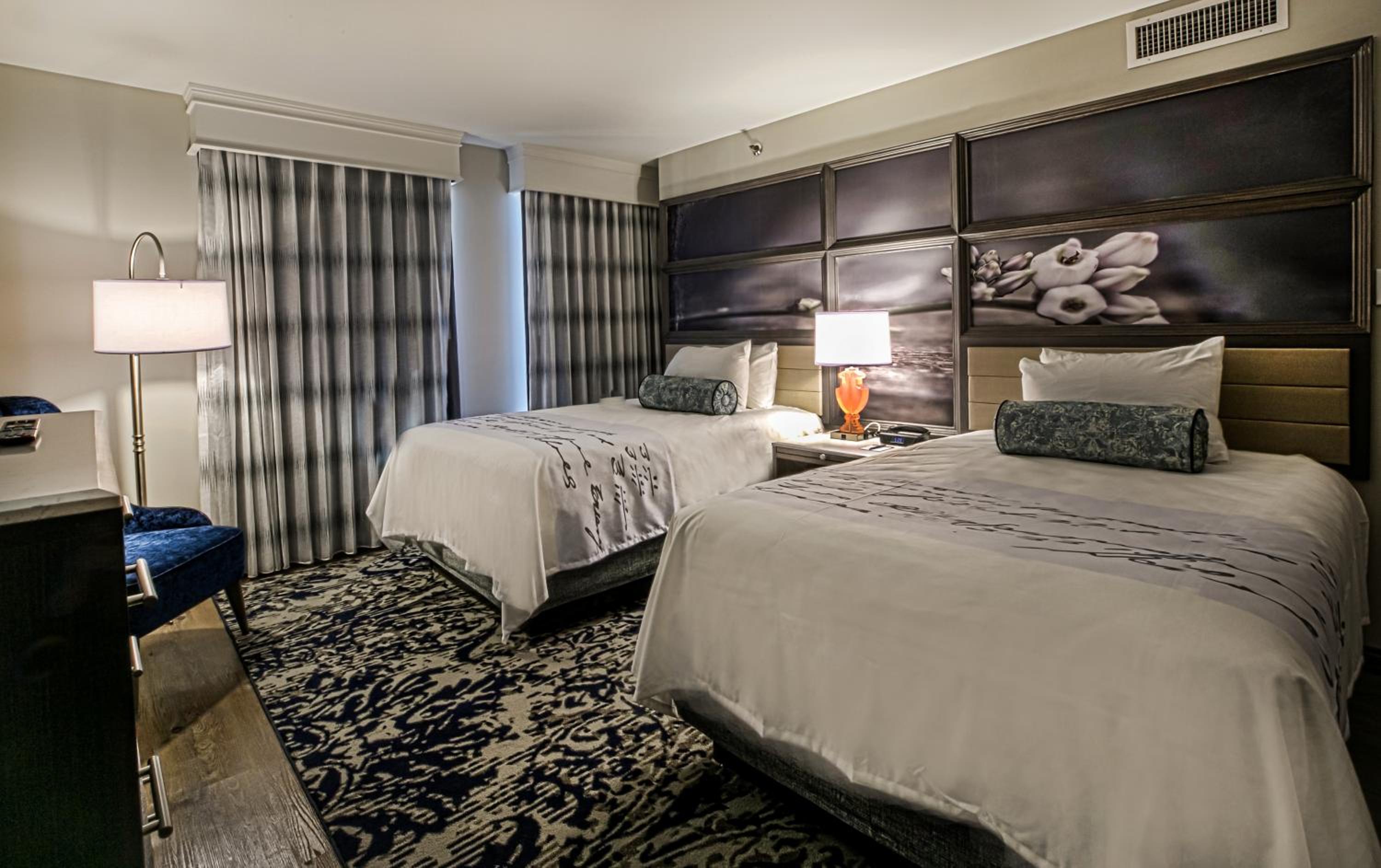One-Bedroom Suite with Two Double Beds - Photo 1