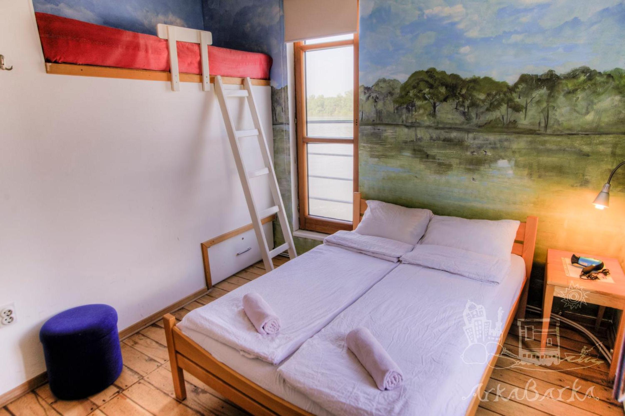 Quadruple Room With Private Bathroom- La Familia
