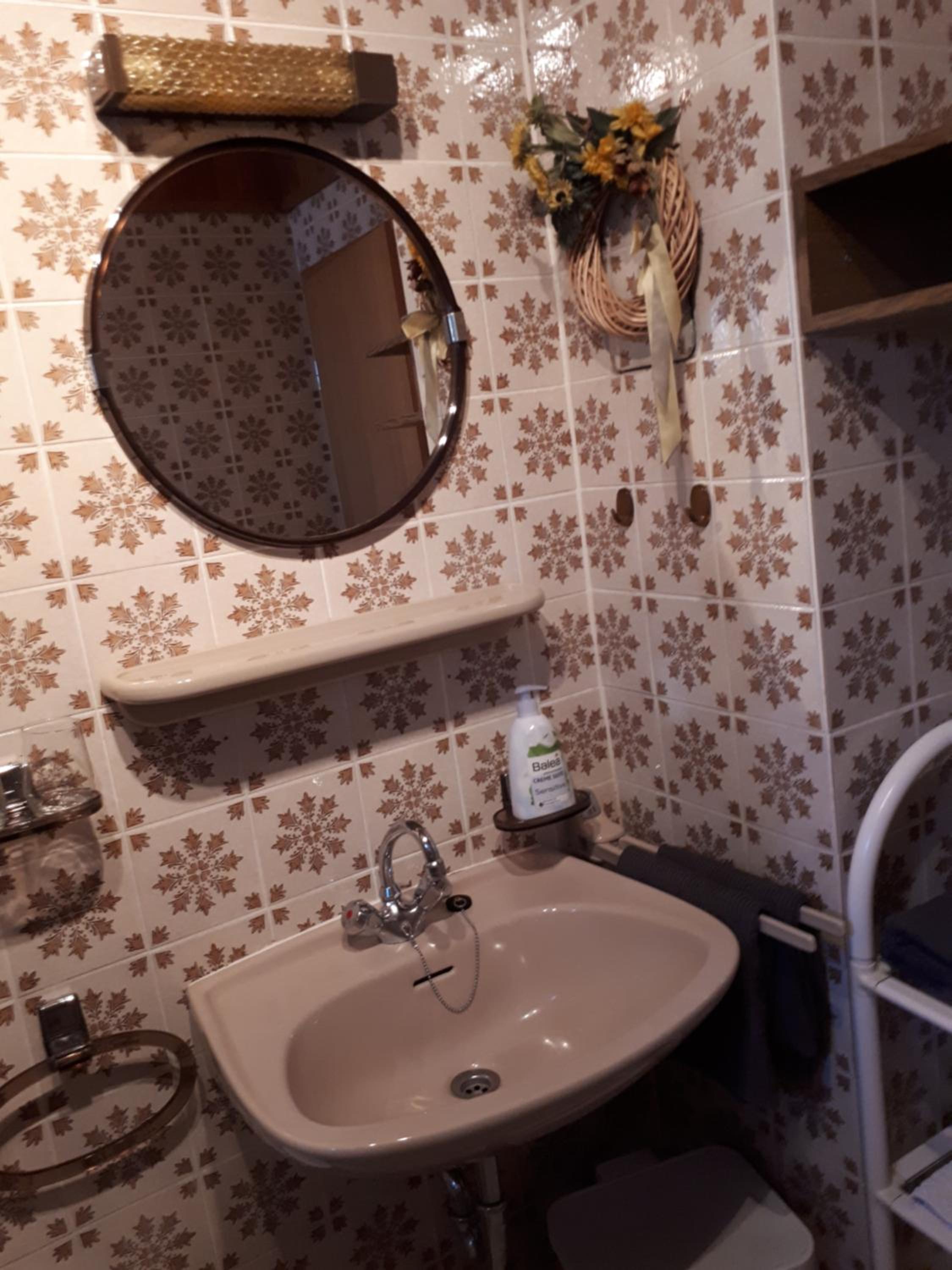 Double Room with Private Bathroom No.6 - Photo 3