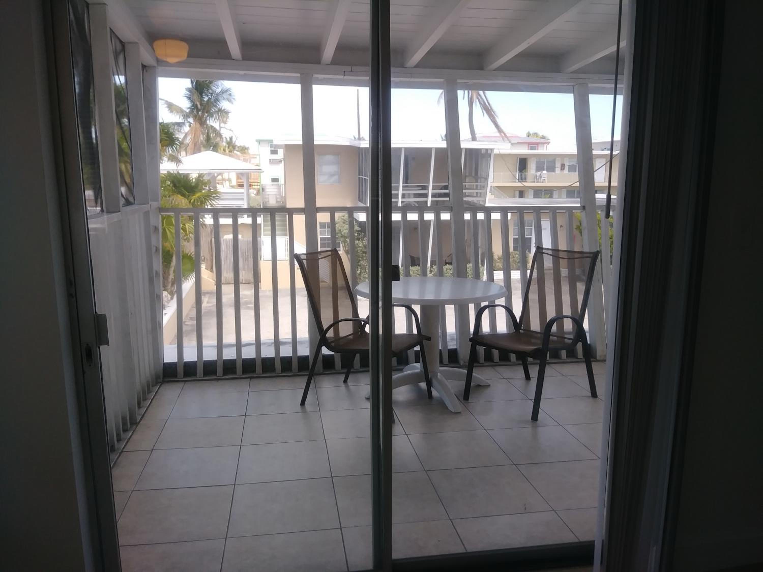 King Efficiency with View - Photo 8