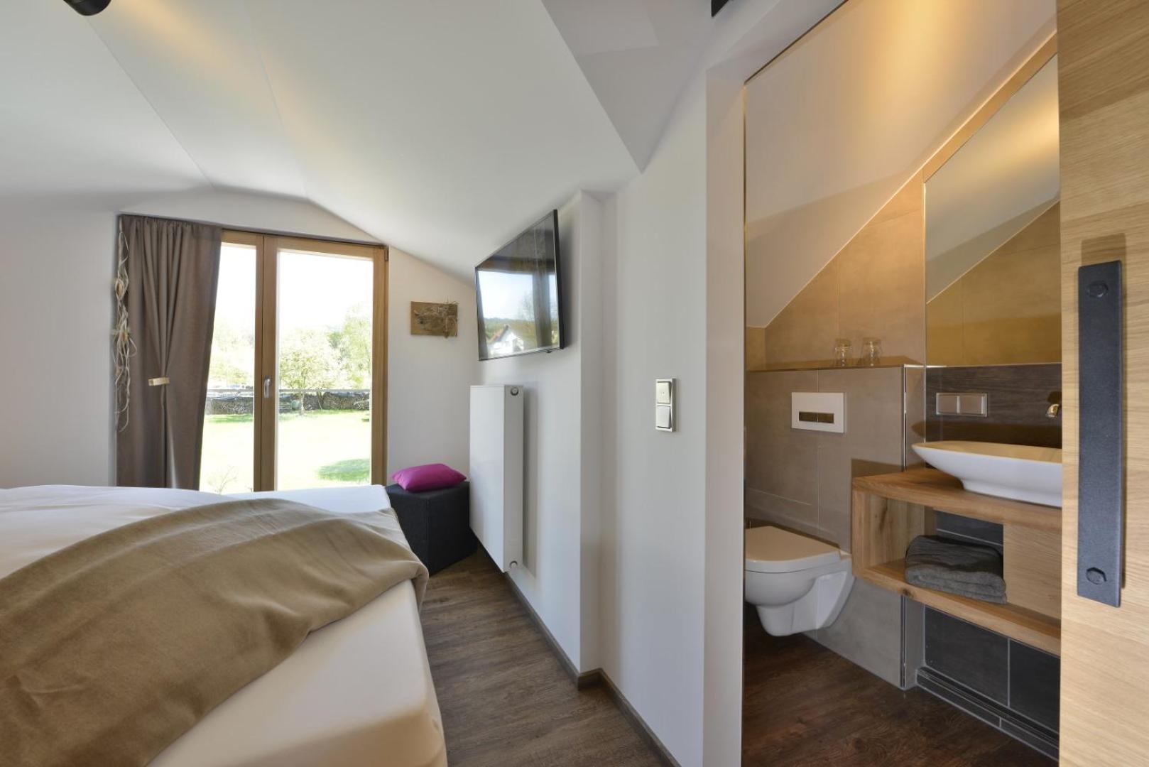 Small Double Room photo 3
