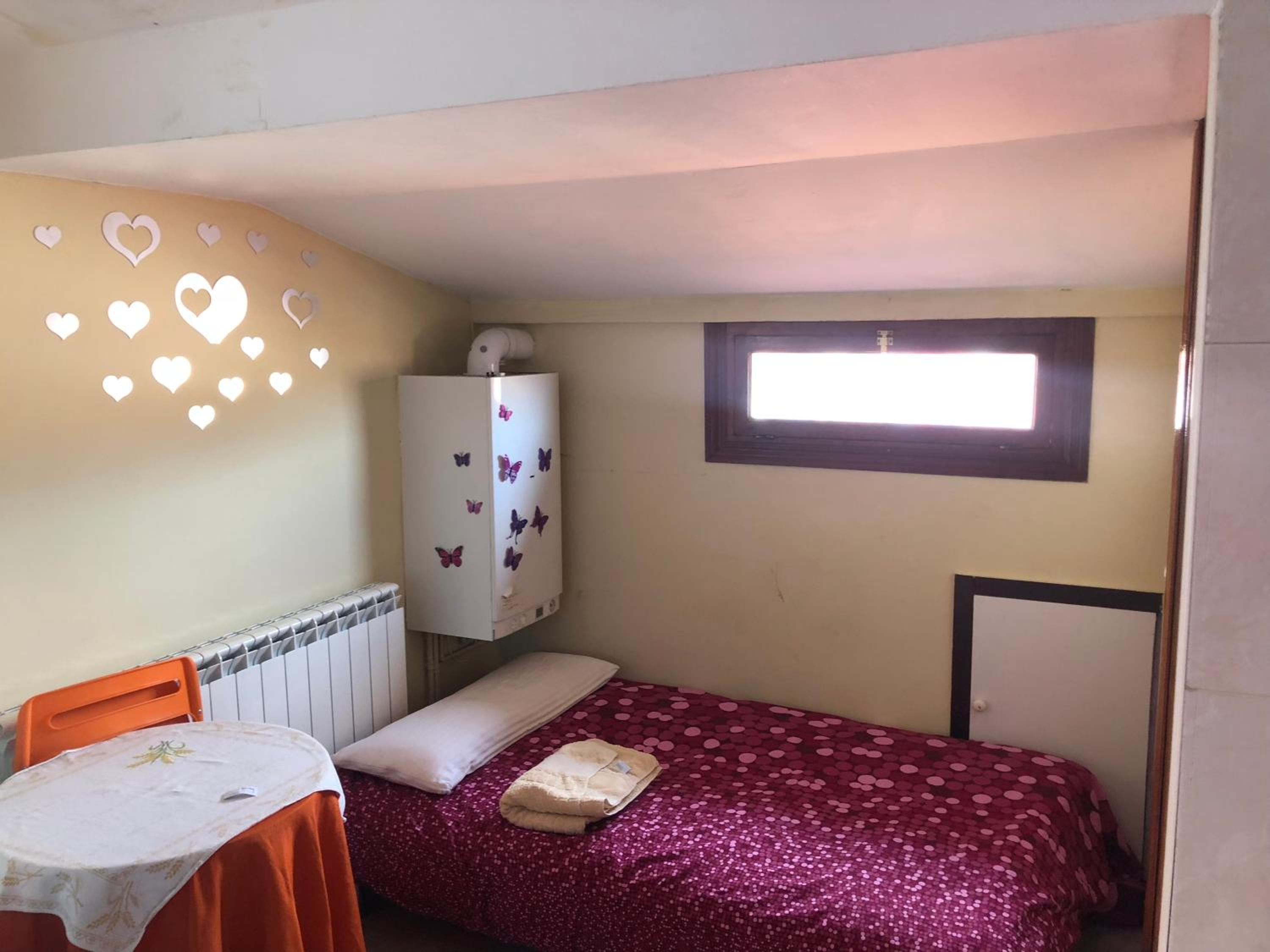 Apartment - Photo 8