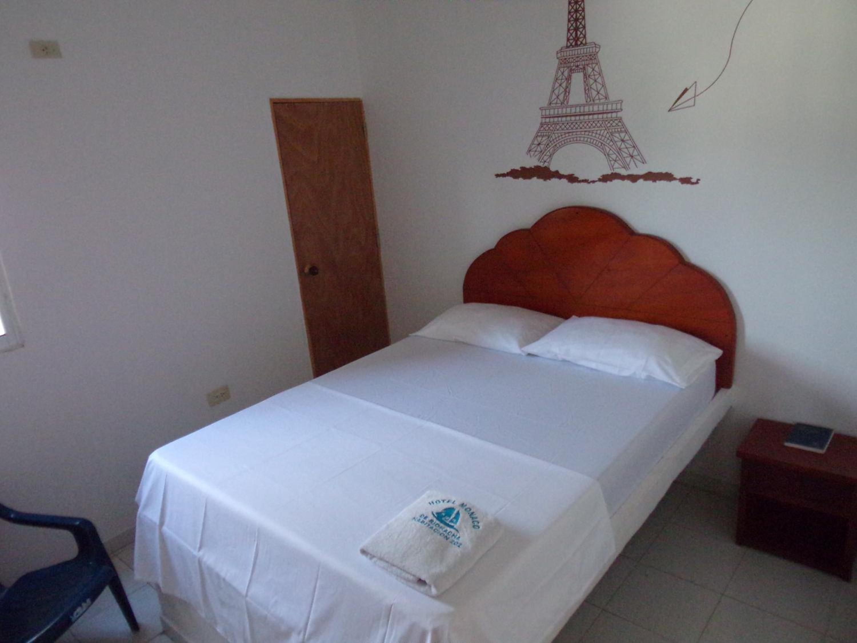 Standard Double Room with Fan photo 3