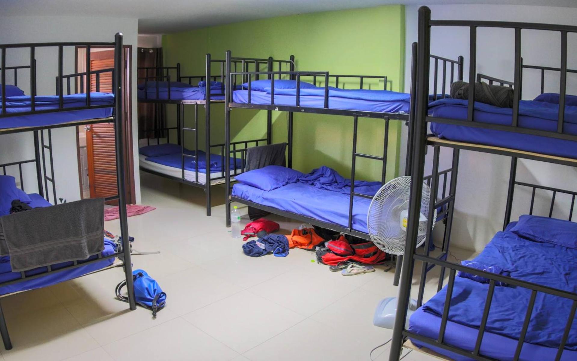 Bed in 8-Bed Mixed Dormitory Room photo 1