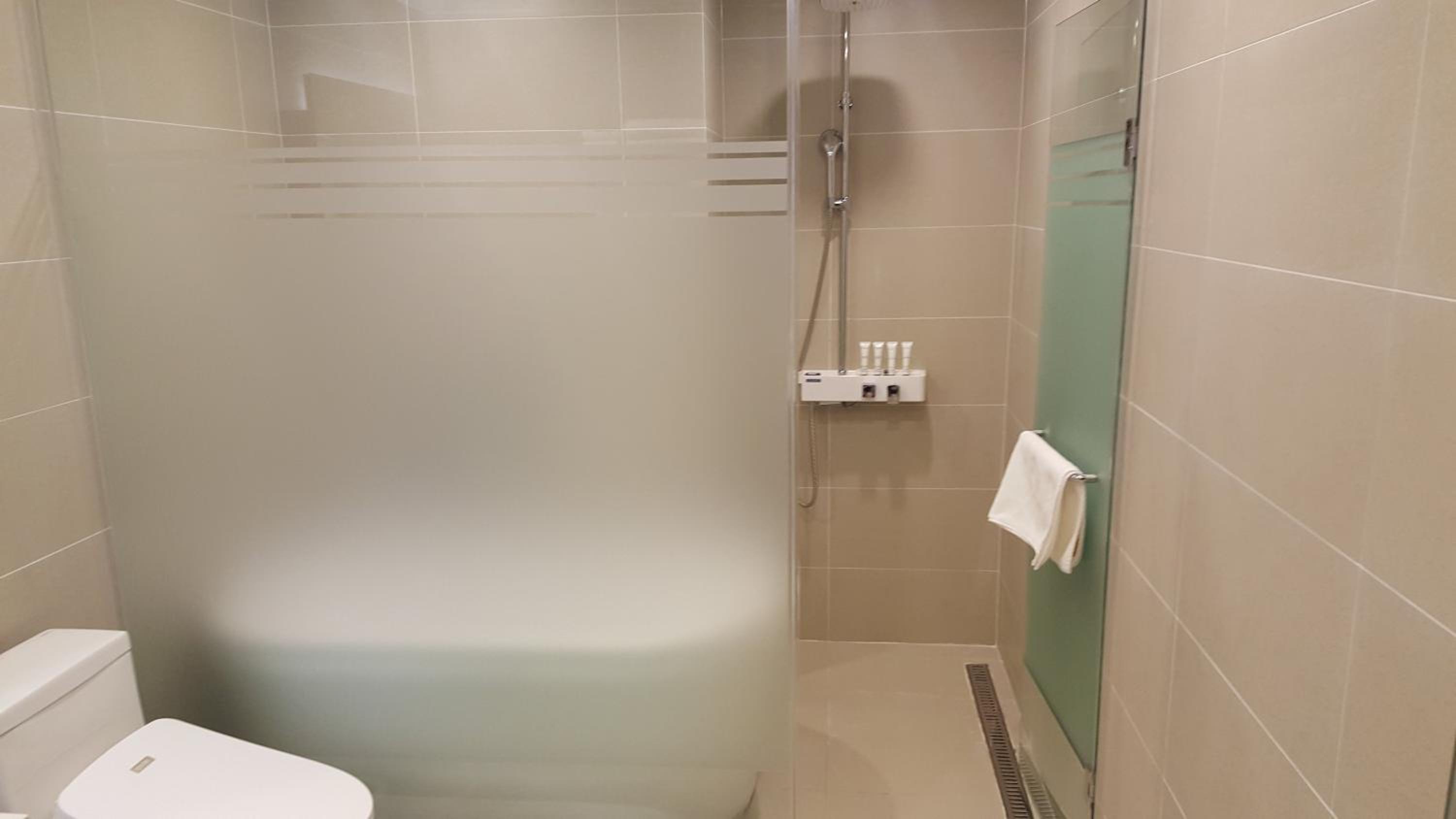 Suite - Photo 4