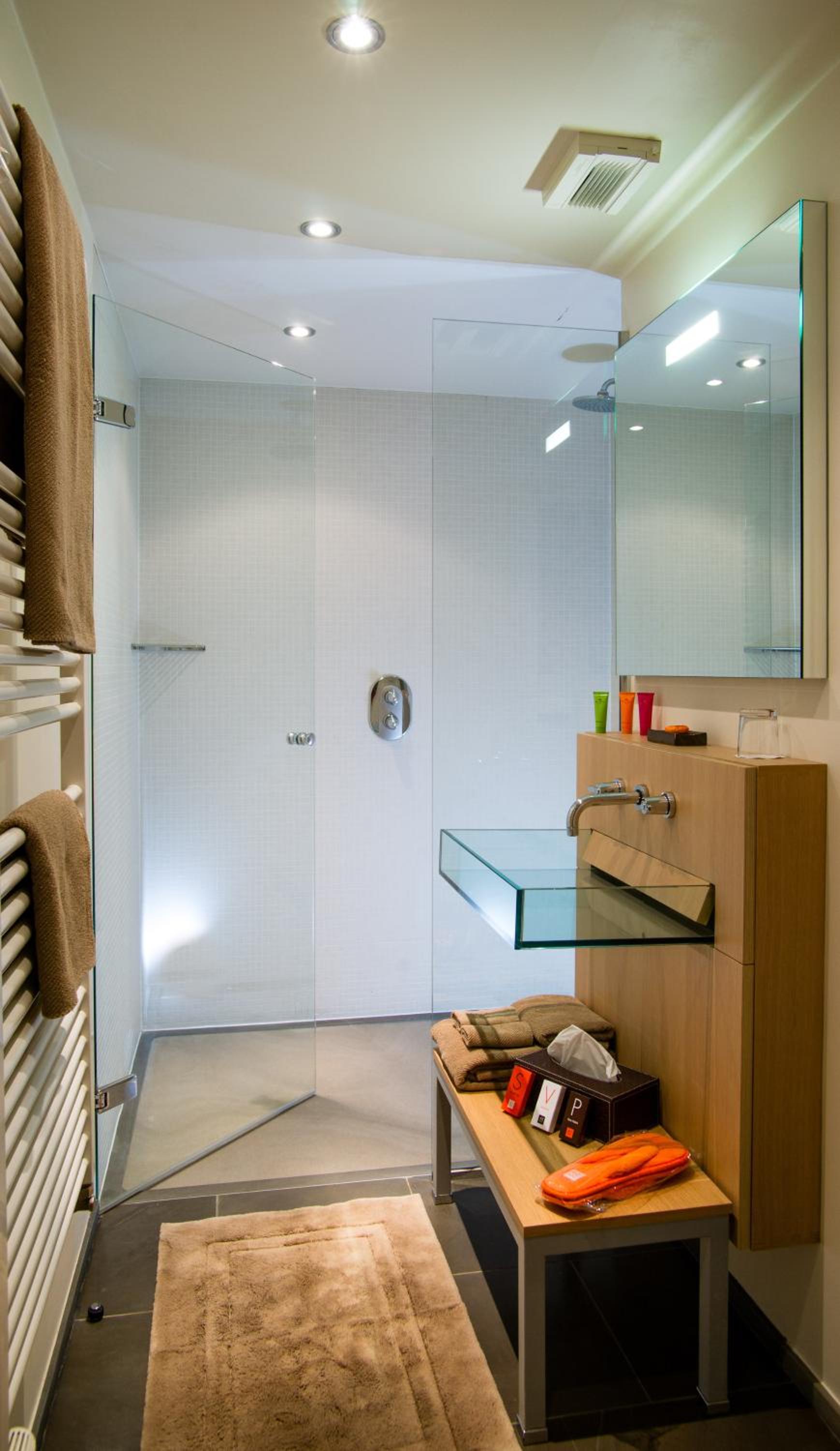 Standard Double Room with Balcony - Photo 3