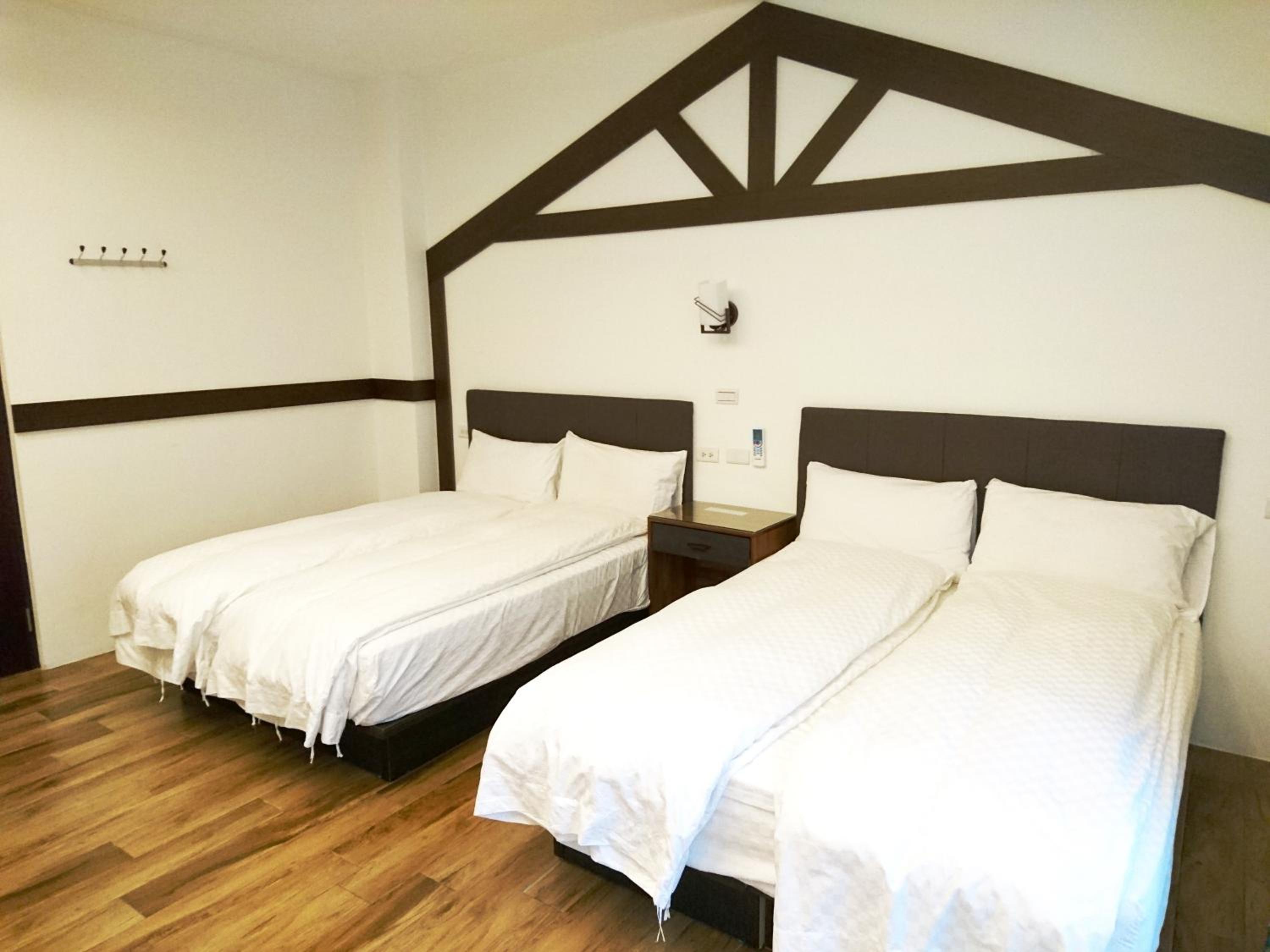 Classic Quadruple Room