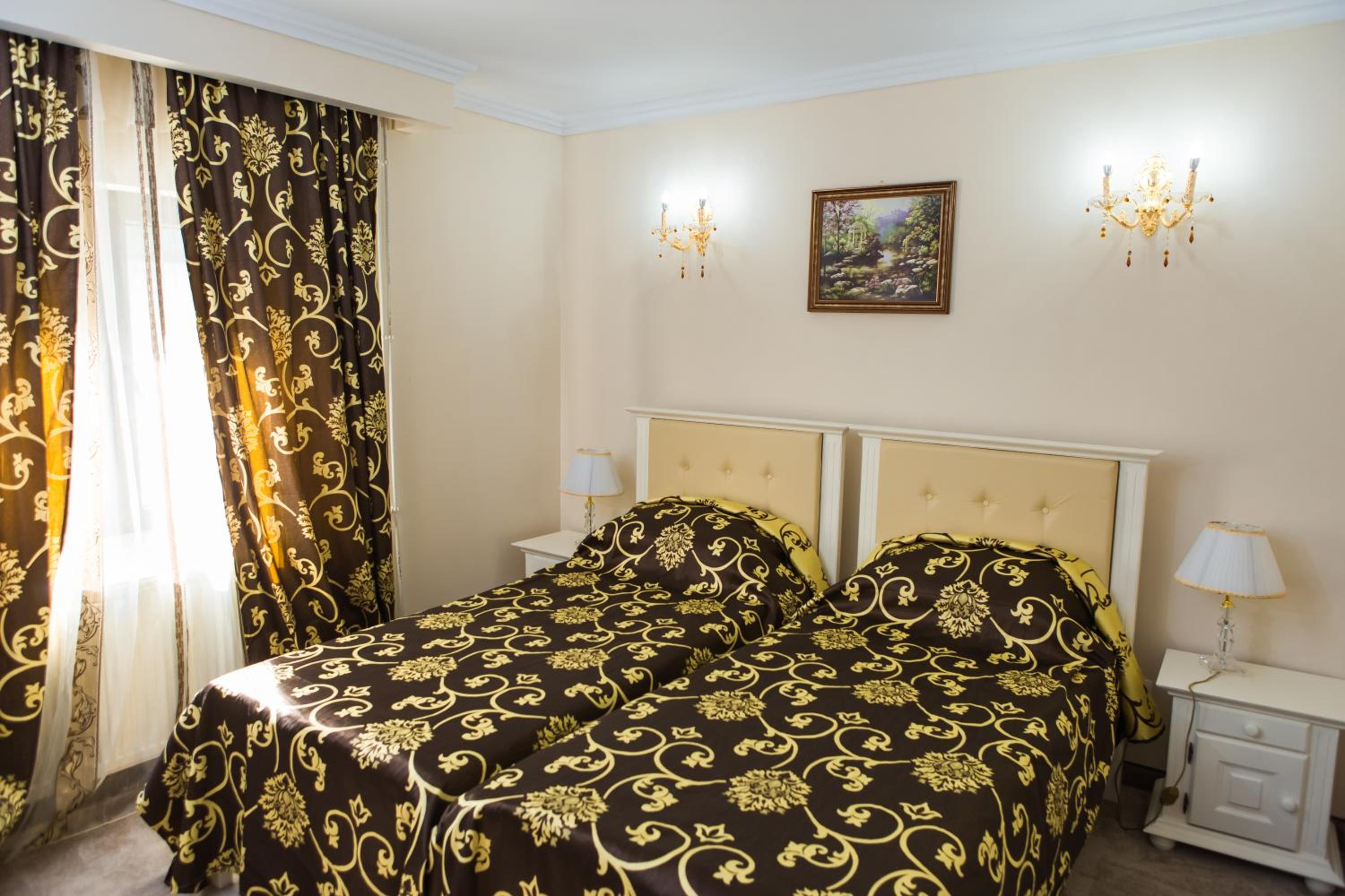 Twin Room - Photo 4
