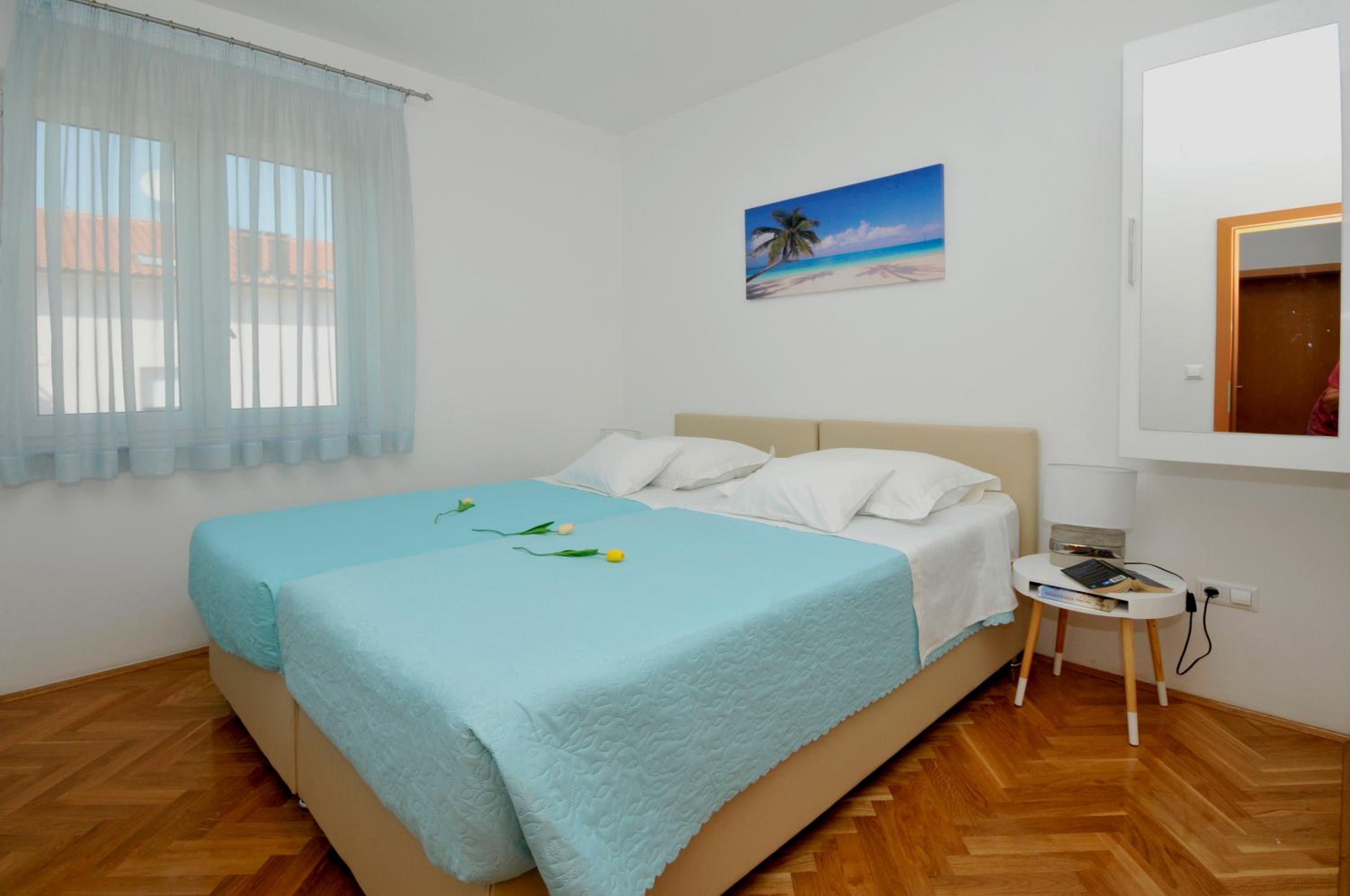 Superior Two-Bedroom Apartment with Balcony (4+1) - Photo 12