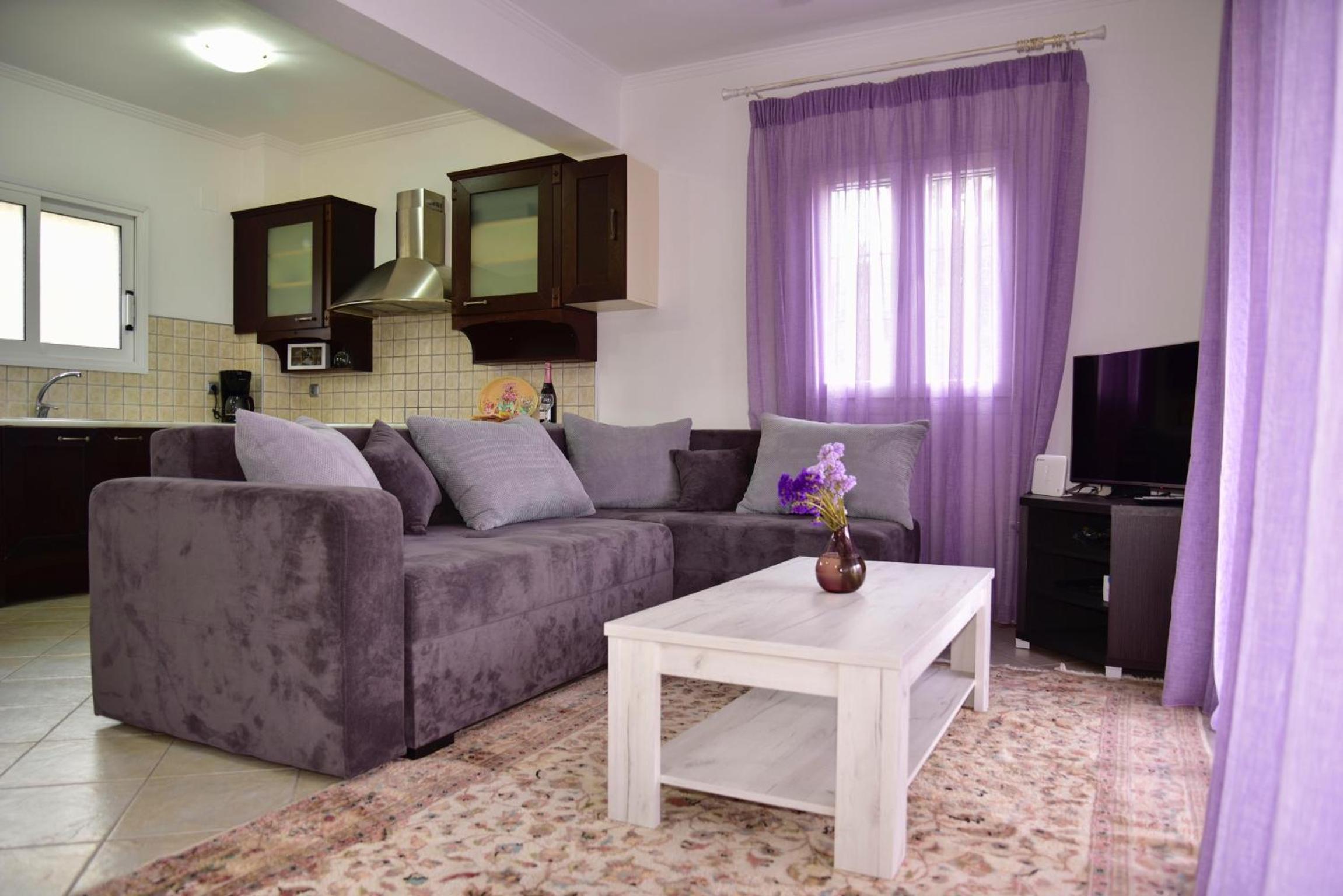 Villa photo 1