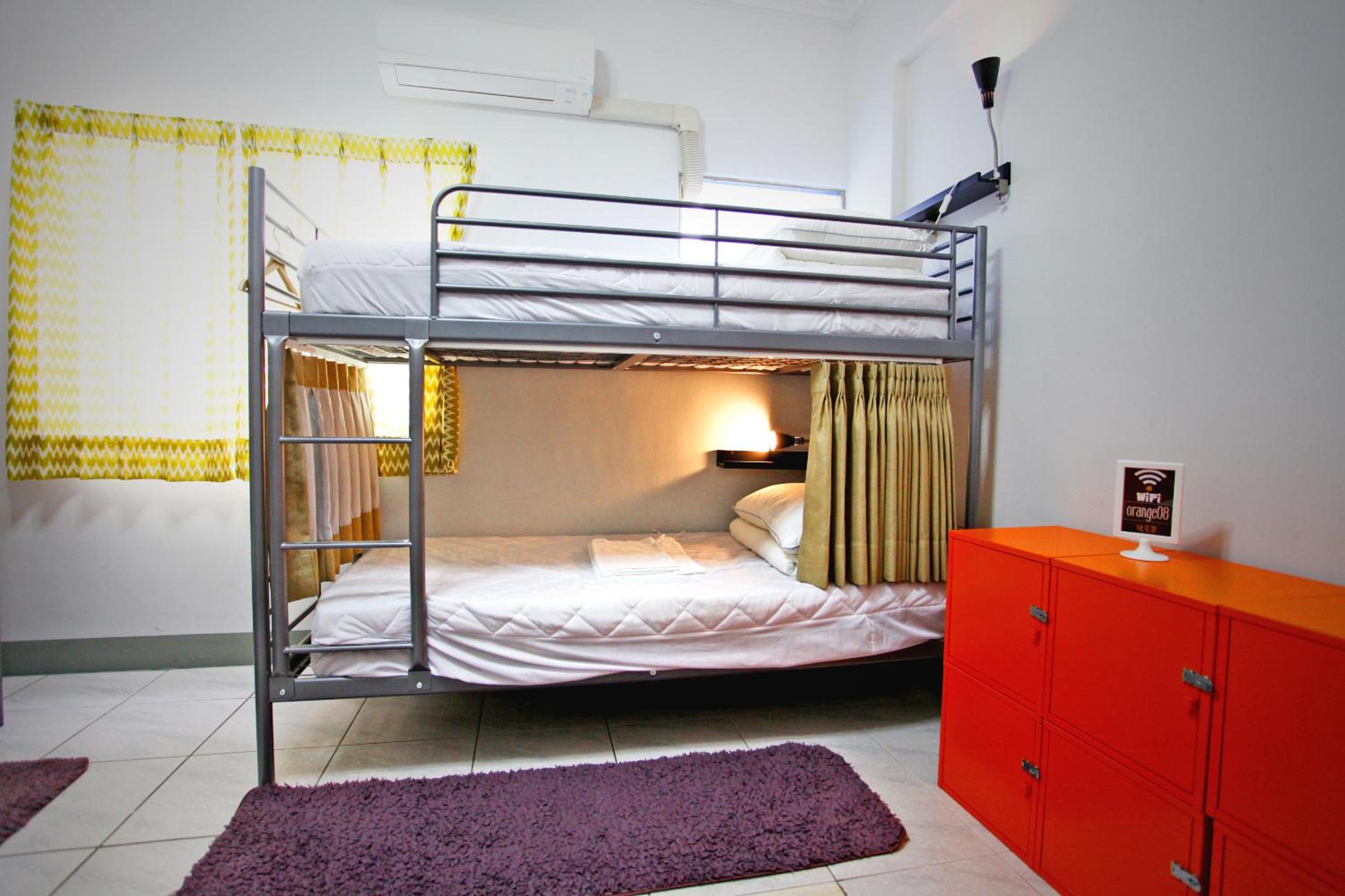 Bed in 6-Bed Female Dormitory Room photo 2