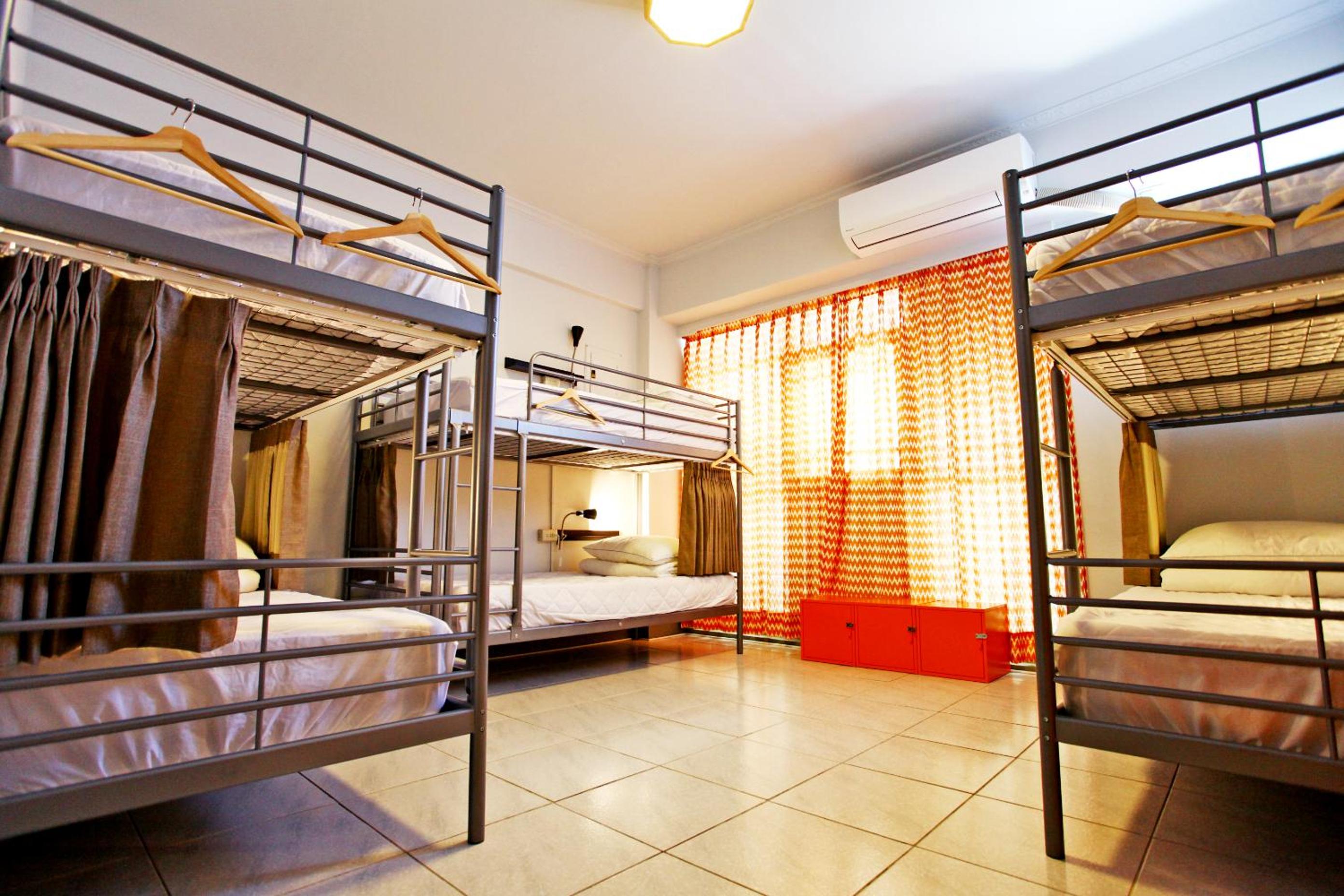 Bed in 6-Bed Dormitory Room photo 3