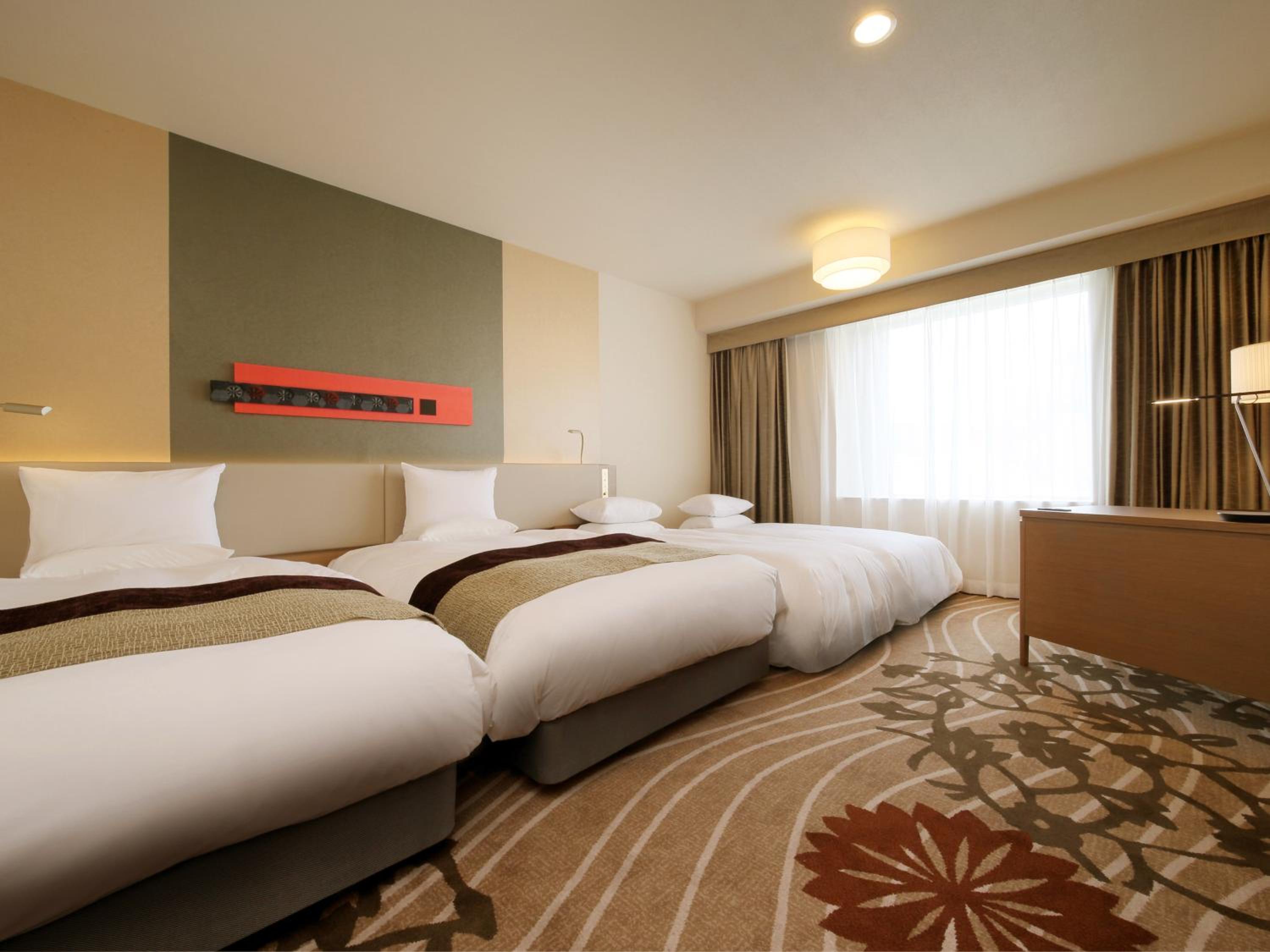 Standard Triple Room - Non-Smoking - Main Tower