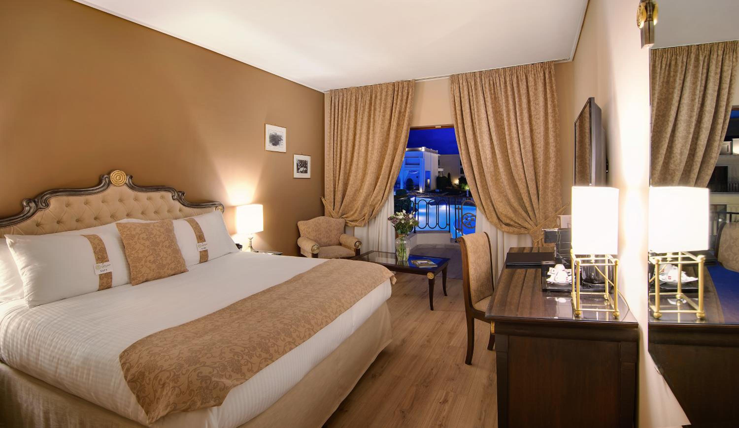Chambre Classique Premium - Vue sur Piscine