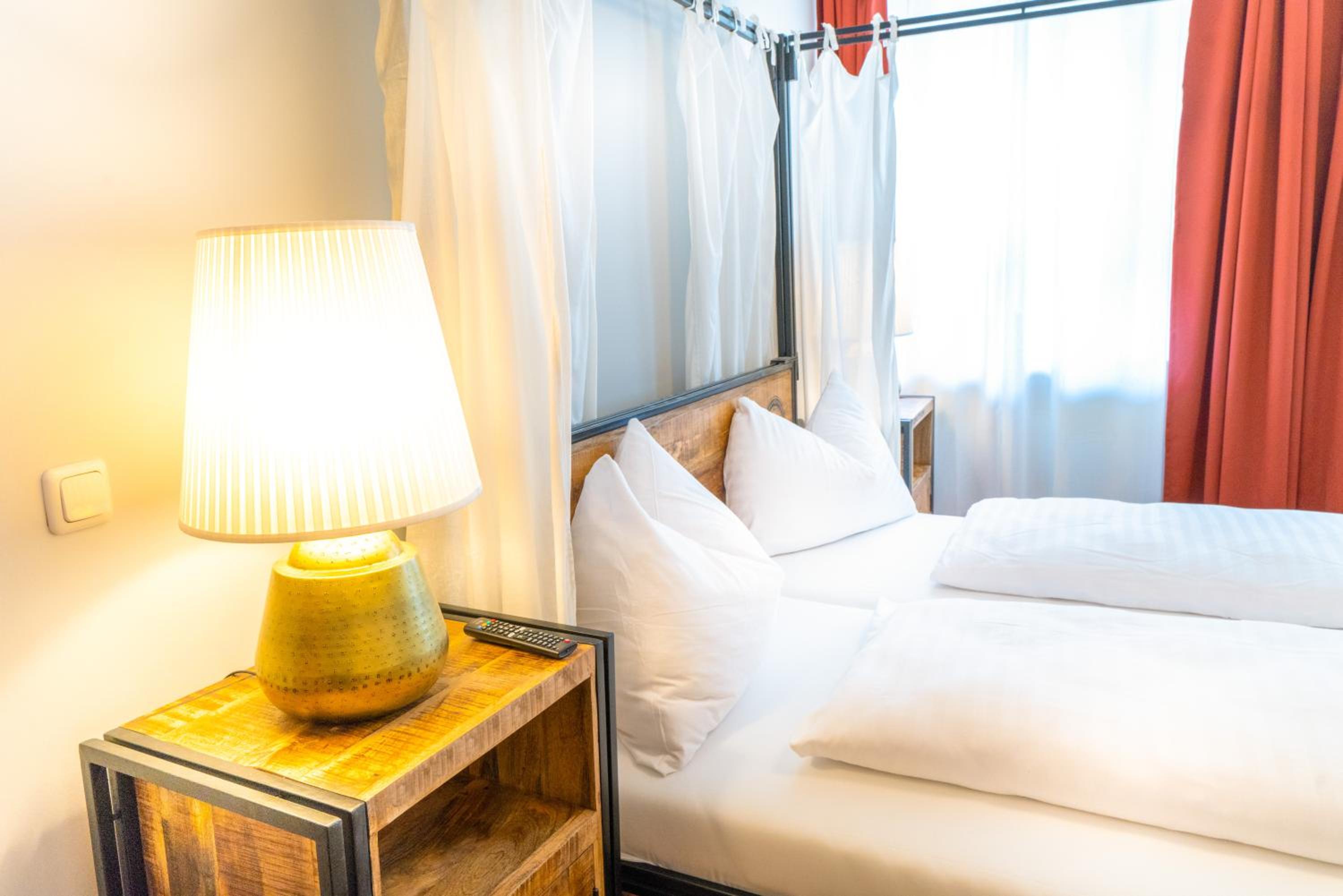 Double Room - Photo 3