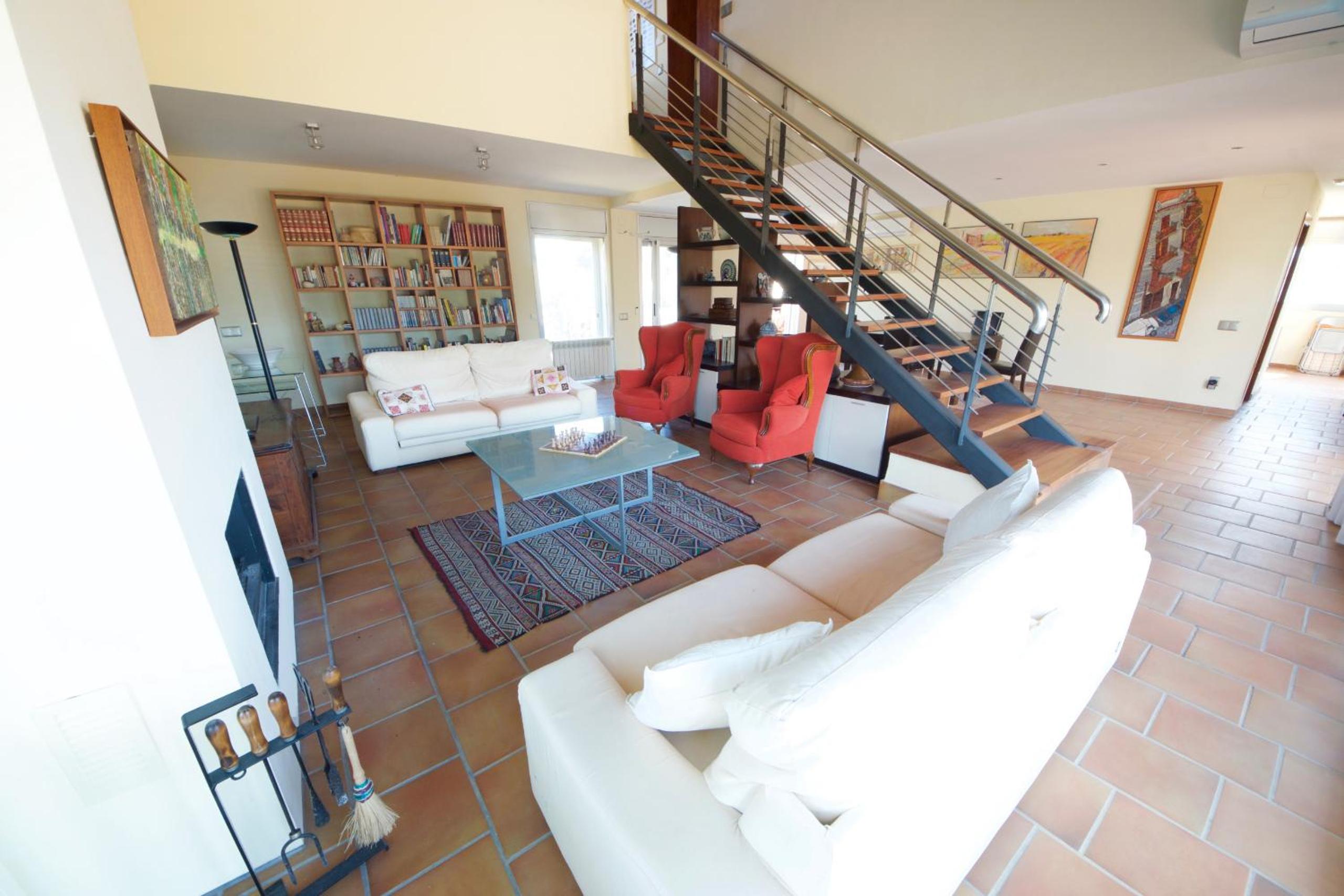 Villa de Cuatro Habitaciones