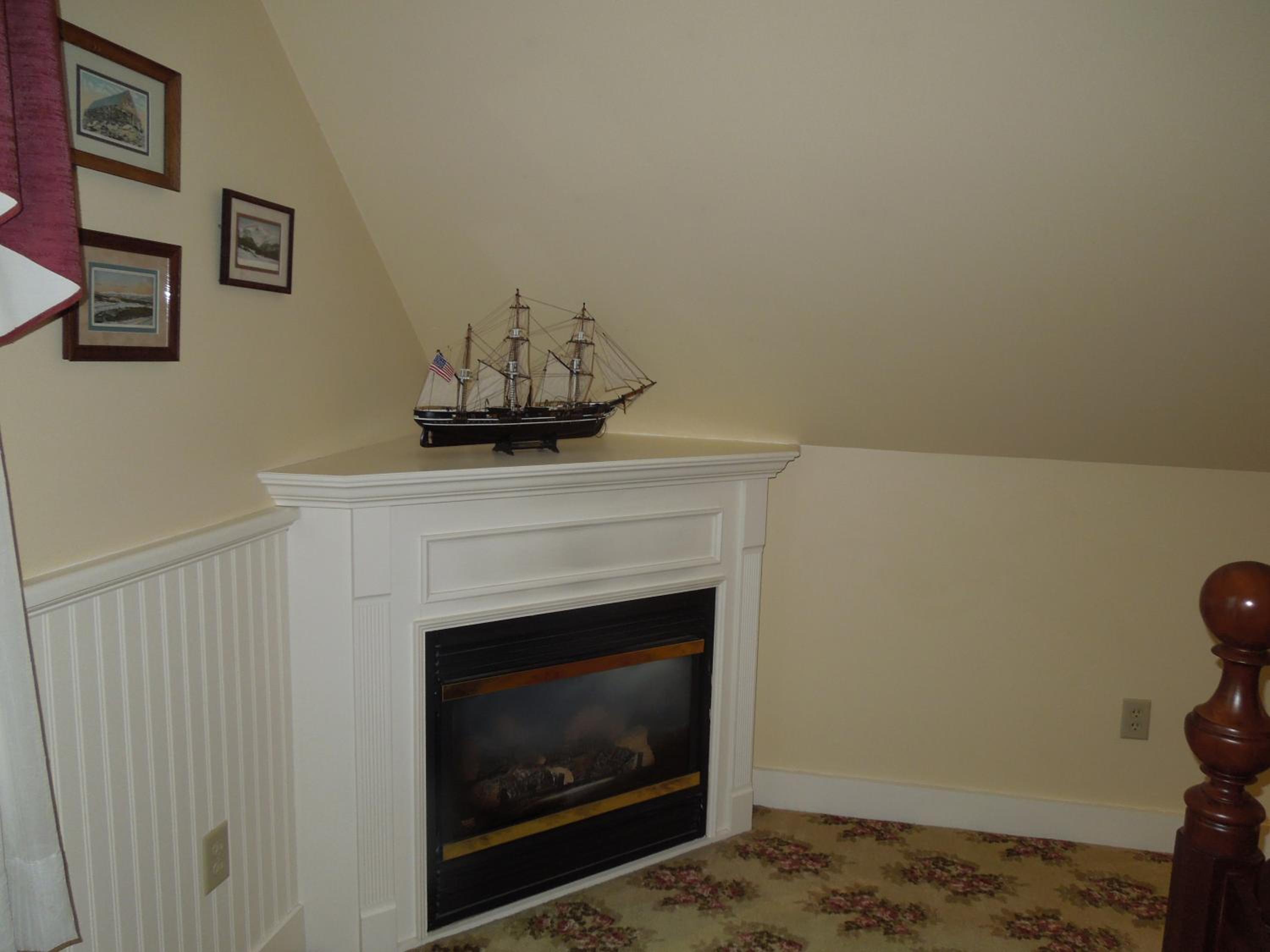 Penthouse Suite - Photo 3
